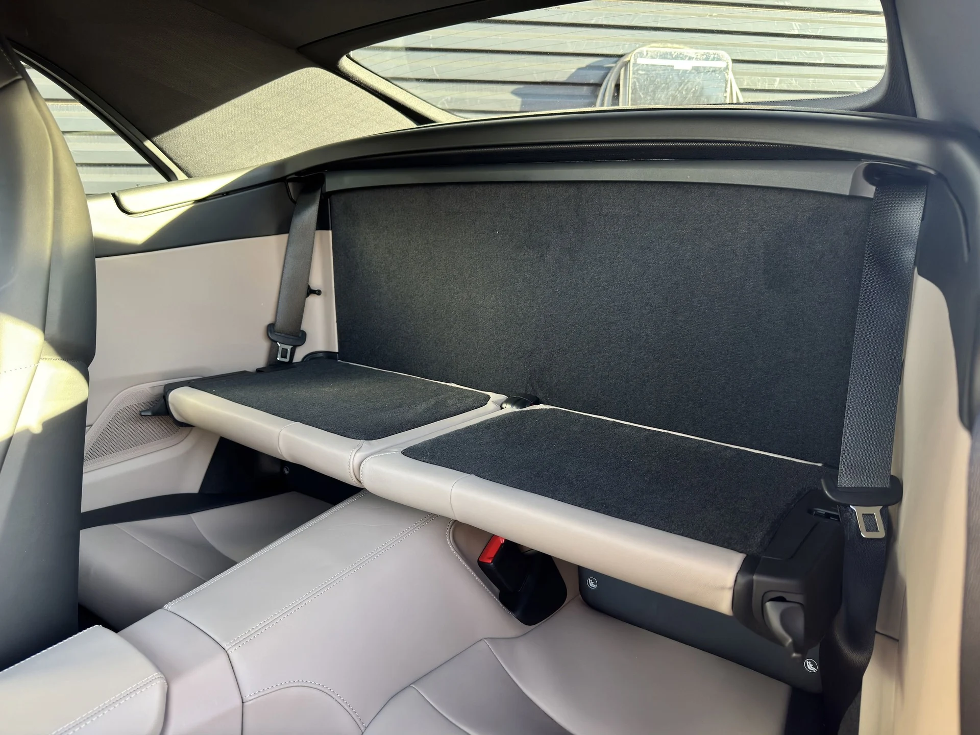 mph034_2539794629_3068947130d2a71047280fc738558b43x_ae1293696f