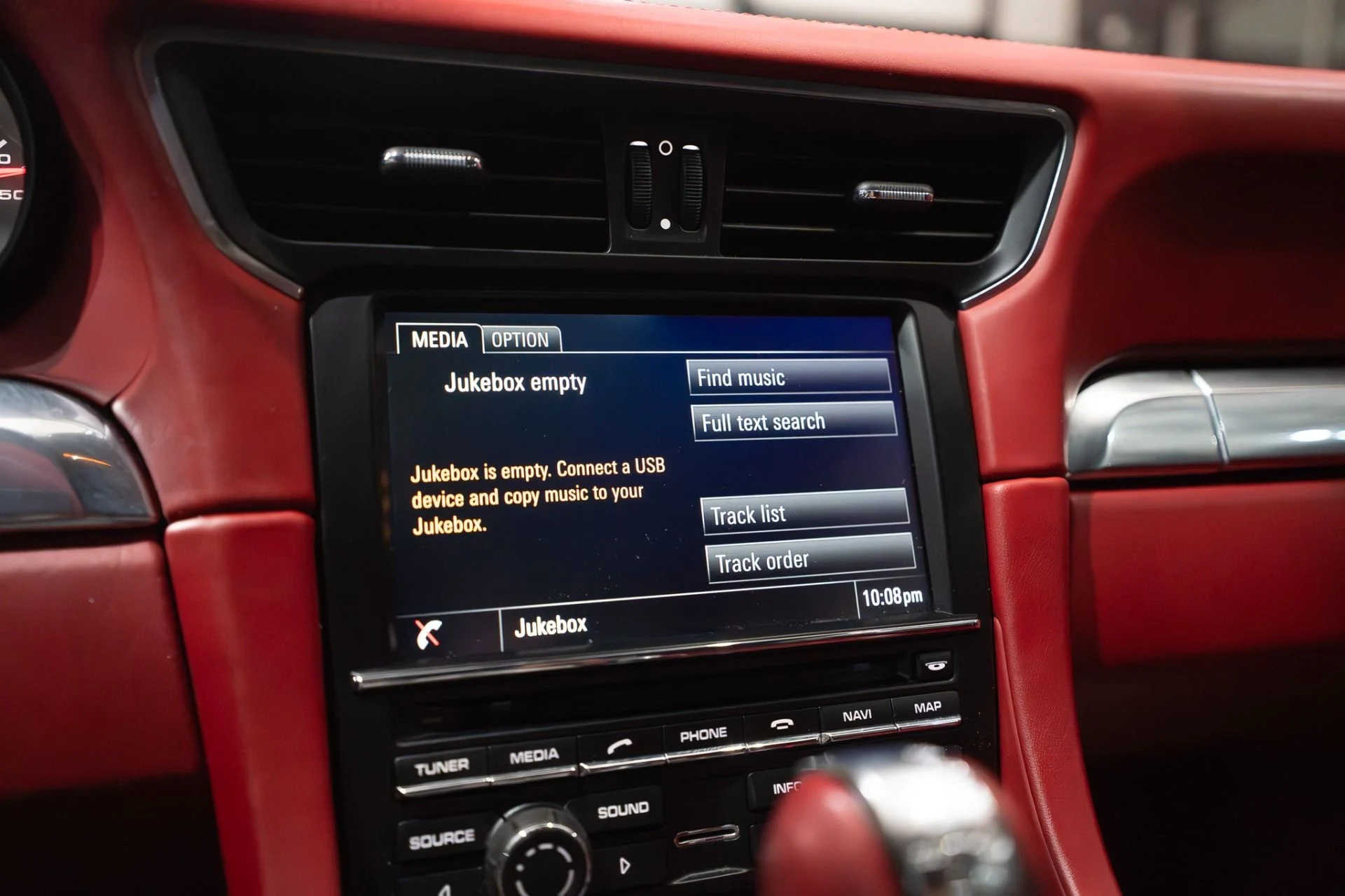 mph034_2541045956_13247_p35_l_73f46609f2