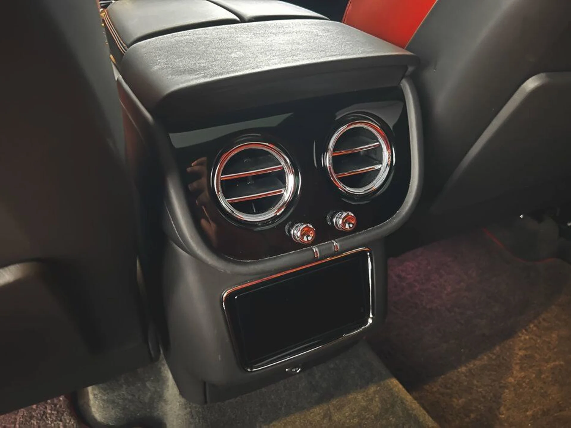 mph034_2543038837_476d58847a48dcf0efab11b7c7595392x_31243cab86