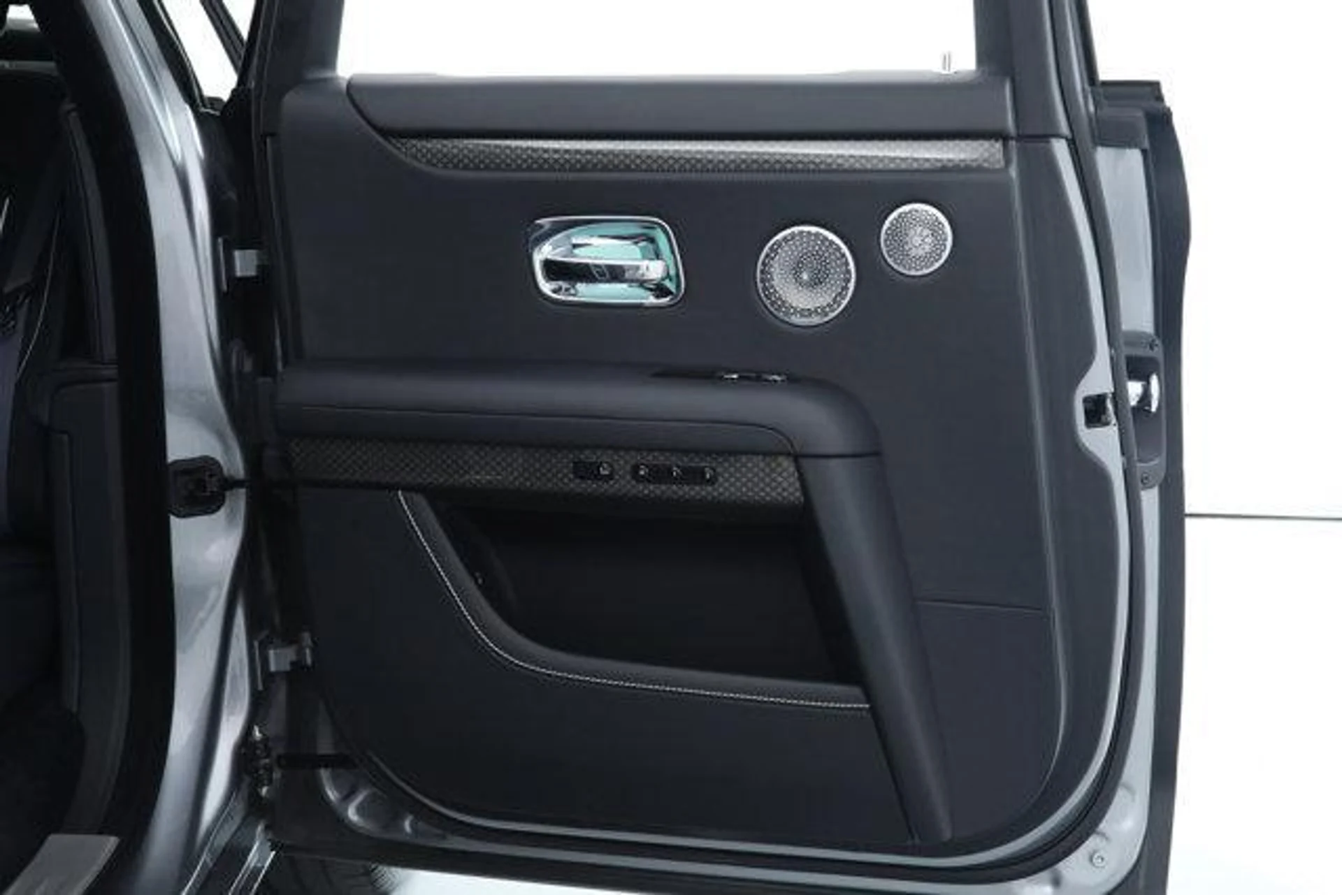 mph034_2557019254_Z_Hhyhuc_Fs_Lt6w_U_MO_Thlg_Tzl_Bg_9dd4737a90