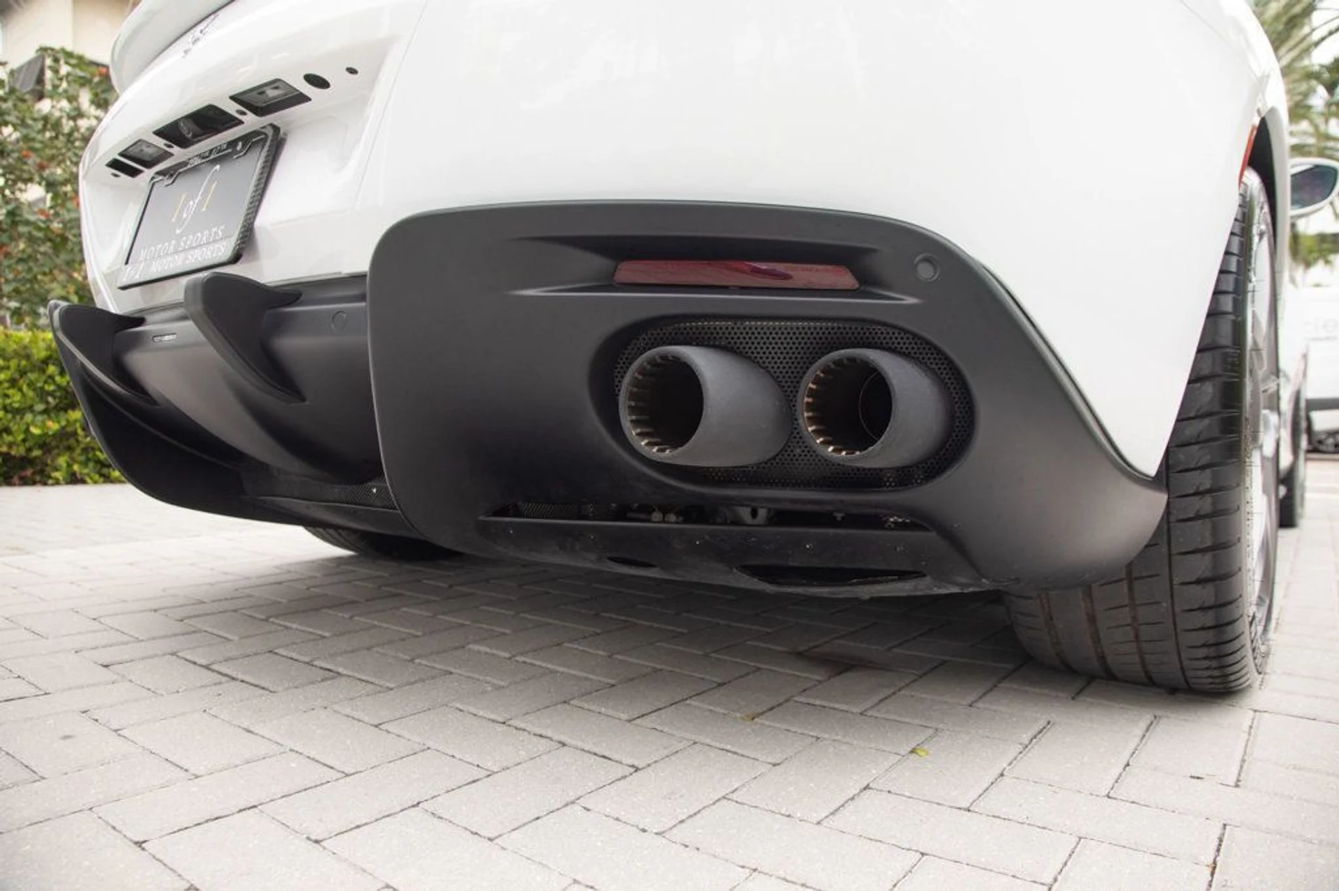 mph034_2562644722_22713606_35_1024_7aa0eee8ae