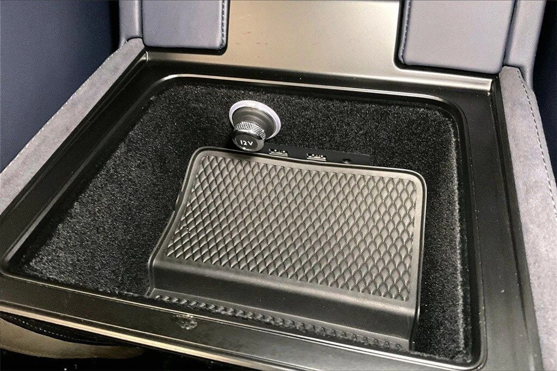 mph034_2565355999_3c4ce1dc6b5a62f05296eaa3231e68b9x_7b56b02bbd