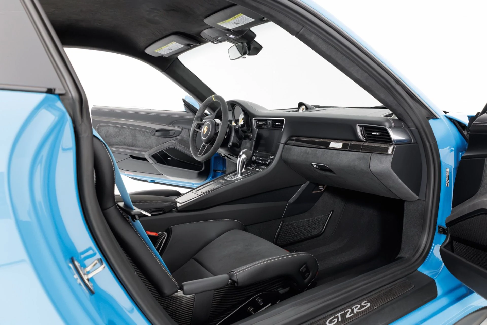 mph034_2576869167_Used_2019_Porsche_911_GT_2_RS_1792013909_85174a1d9f