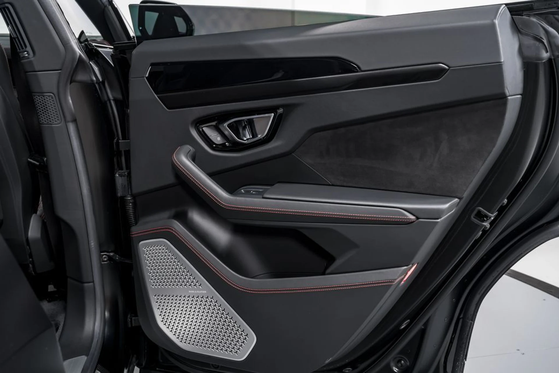 mph034_2577278564_341461f5a327cee6f54e074827039e84x_3a43b1ed57