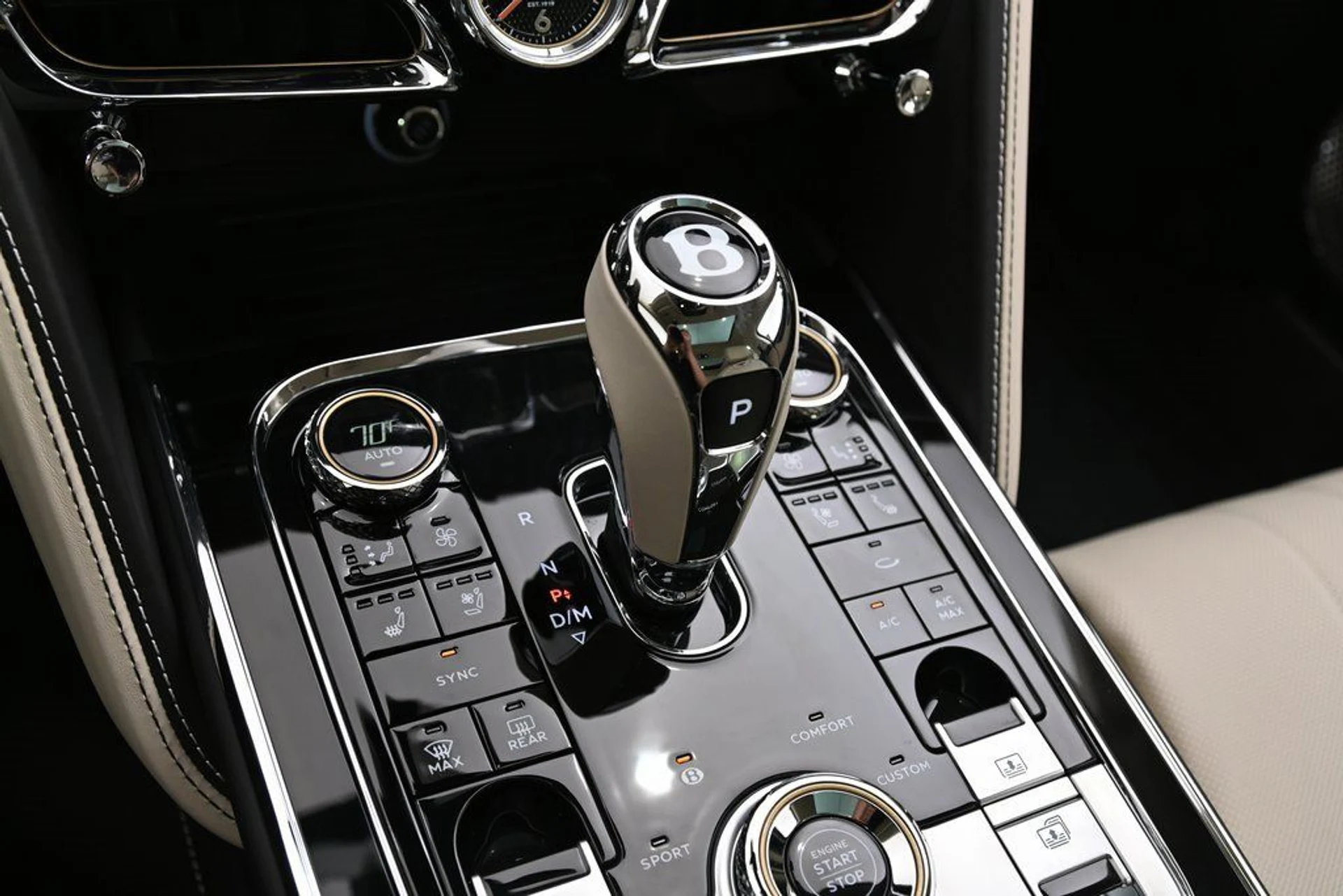 mph034_2586350729_07ef0620d36248cc83c441bd6845c36d_93fc470bcd