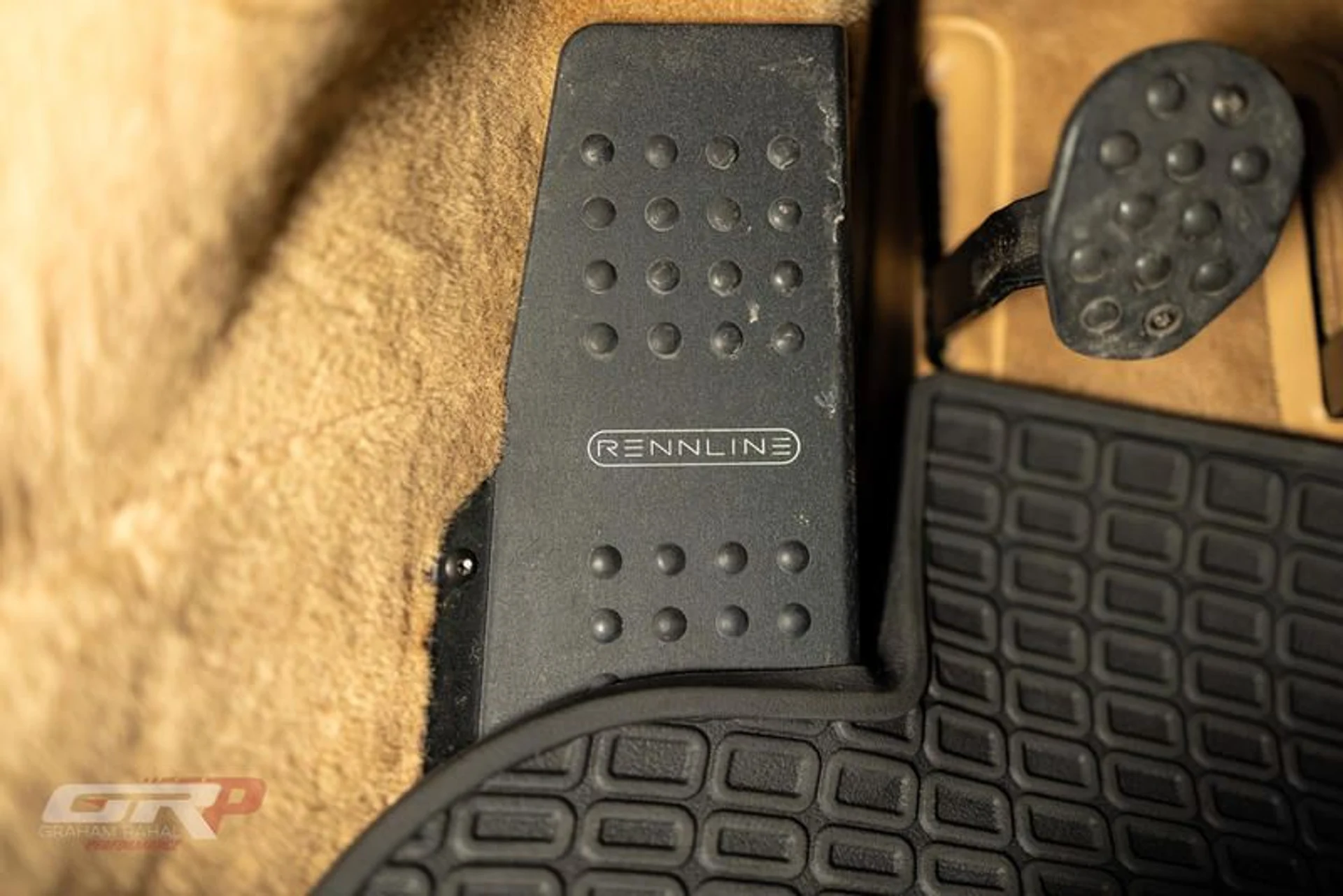 mph034_2605885359_A0_E6_BB_92_2443_4722_B43_D_79_CF_7_A49574_E_6980f4100c