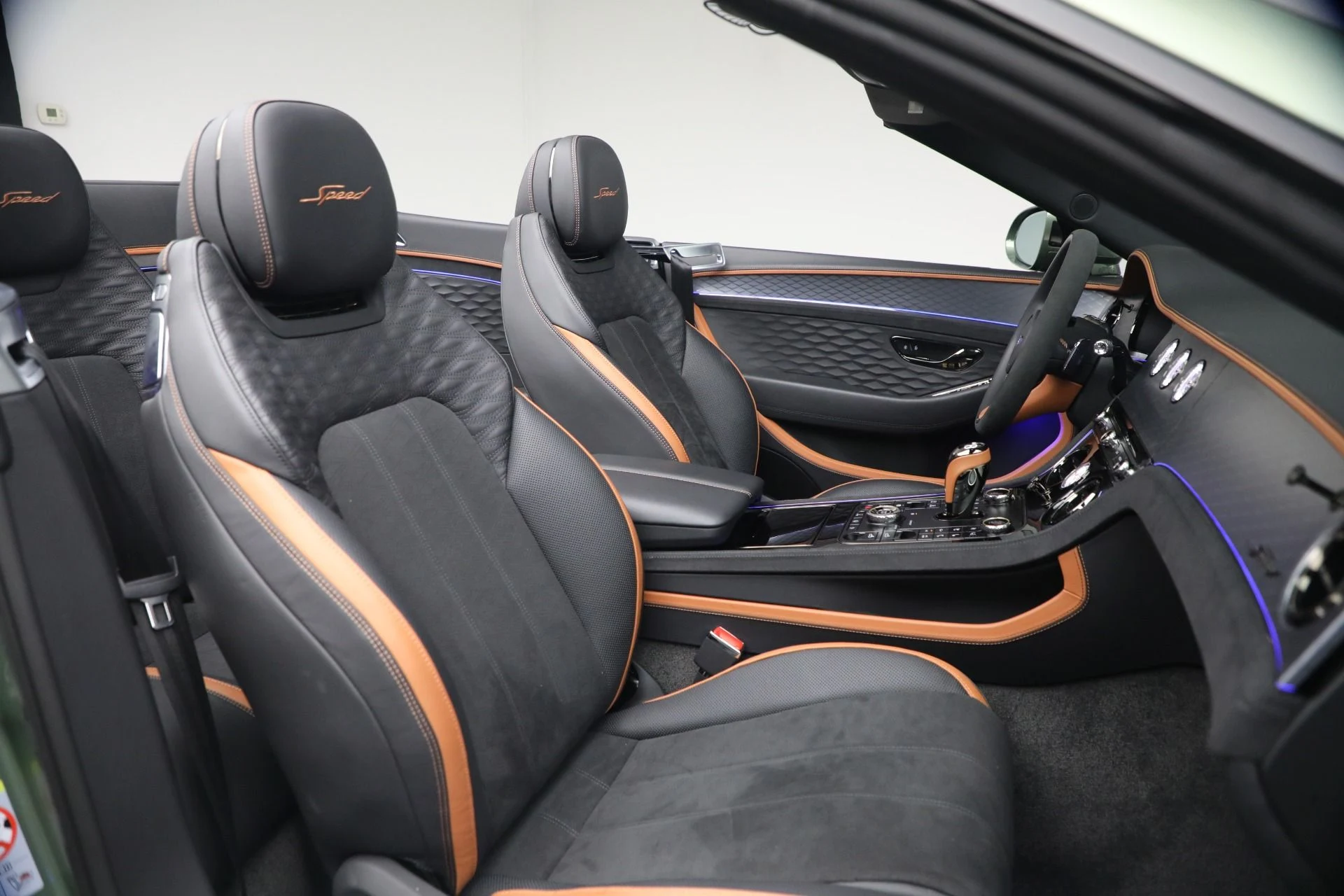 mph034_261002690_Used_2025_Bentley_Continental_GTC_Speed_1773688658_6515bc7ca3