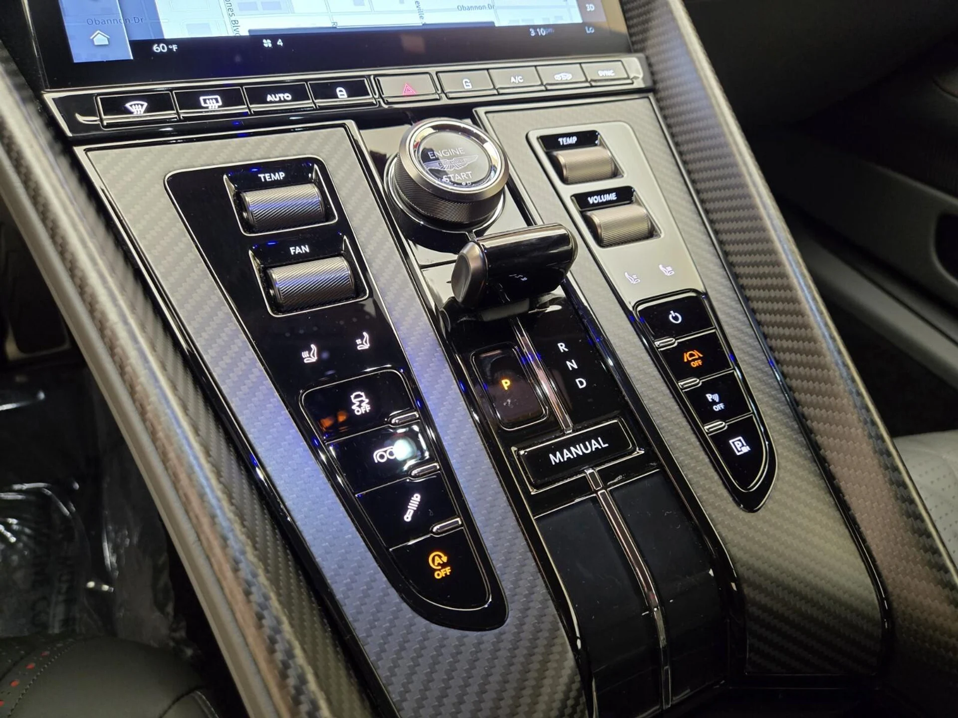 mph034_2610157121_New_2025_Aston_Martin_DB_12_1753161503_5b65fb0330