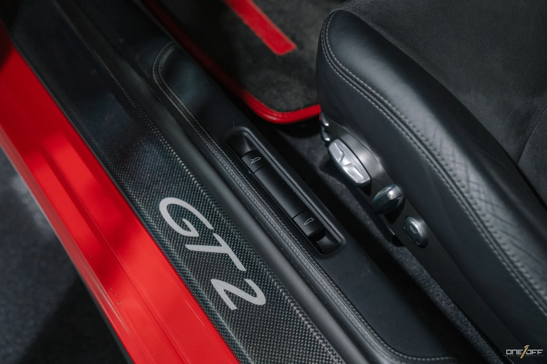 mph034_2620561074_Used_2008_Porsche_911_GT_2_Collector_Grade_Guards_Red_w_Carbon_Interior_Pack_1754945433_0e56e4dc61