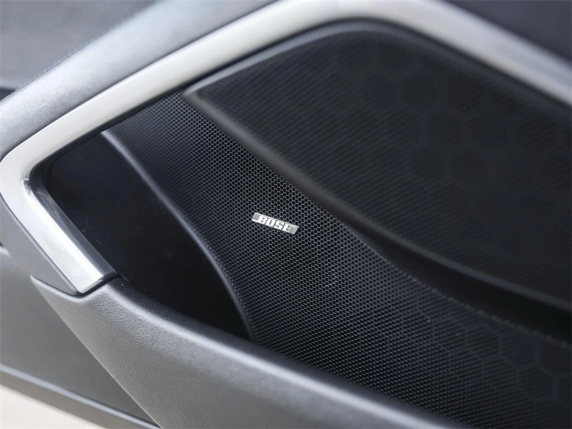 mph034_2626845577_2_Kr_TK_24_Oyvni5s_V_Vpk_Ria_J3qc_Y_09875050c5