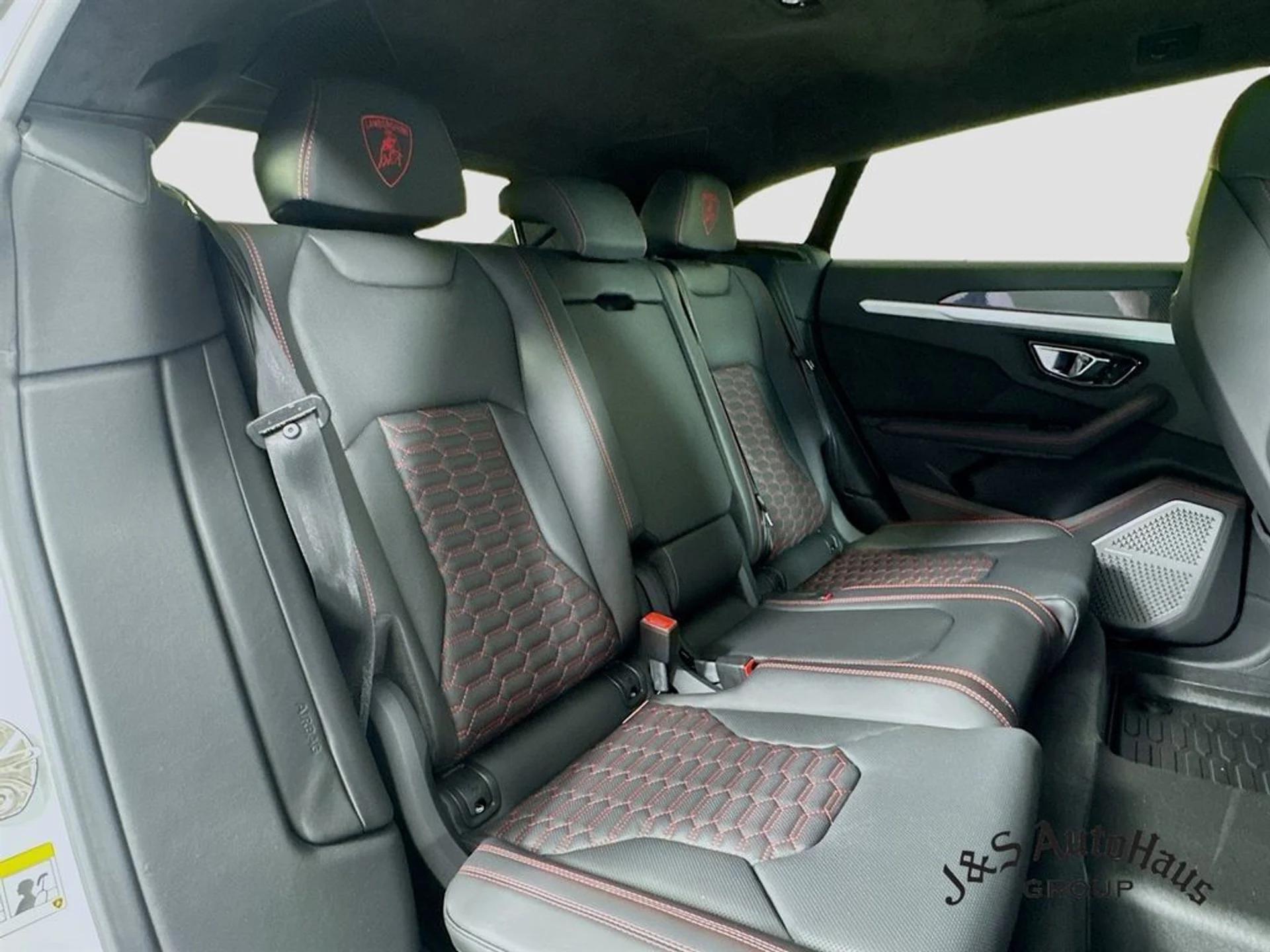 mph034_263581900_9f8jwzpdej9p0731zpewbaqoyjsv_3db2f033f4