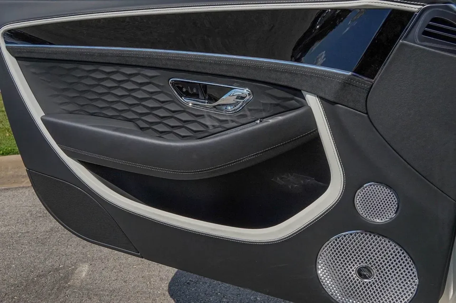 mph034_264258368_cd7c011221c44d07beb3991df555d6b7_2aac45a352