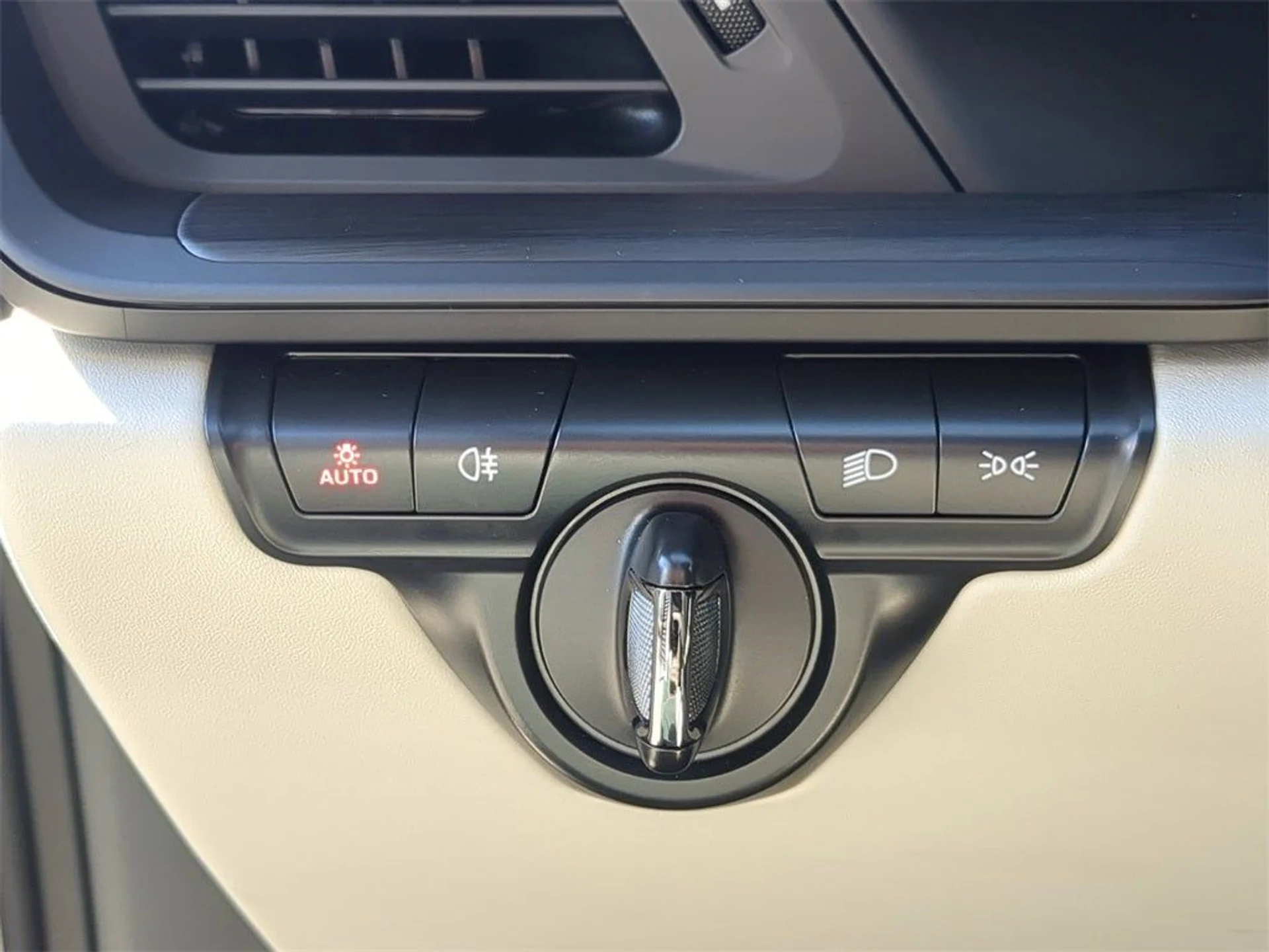 mph034_2654072962_35_8e6f933d6b