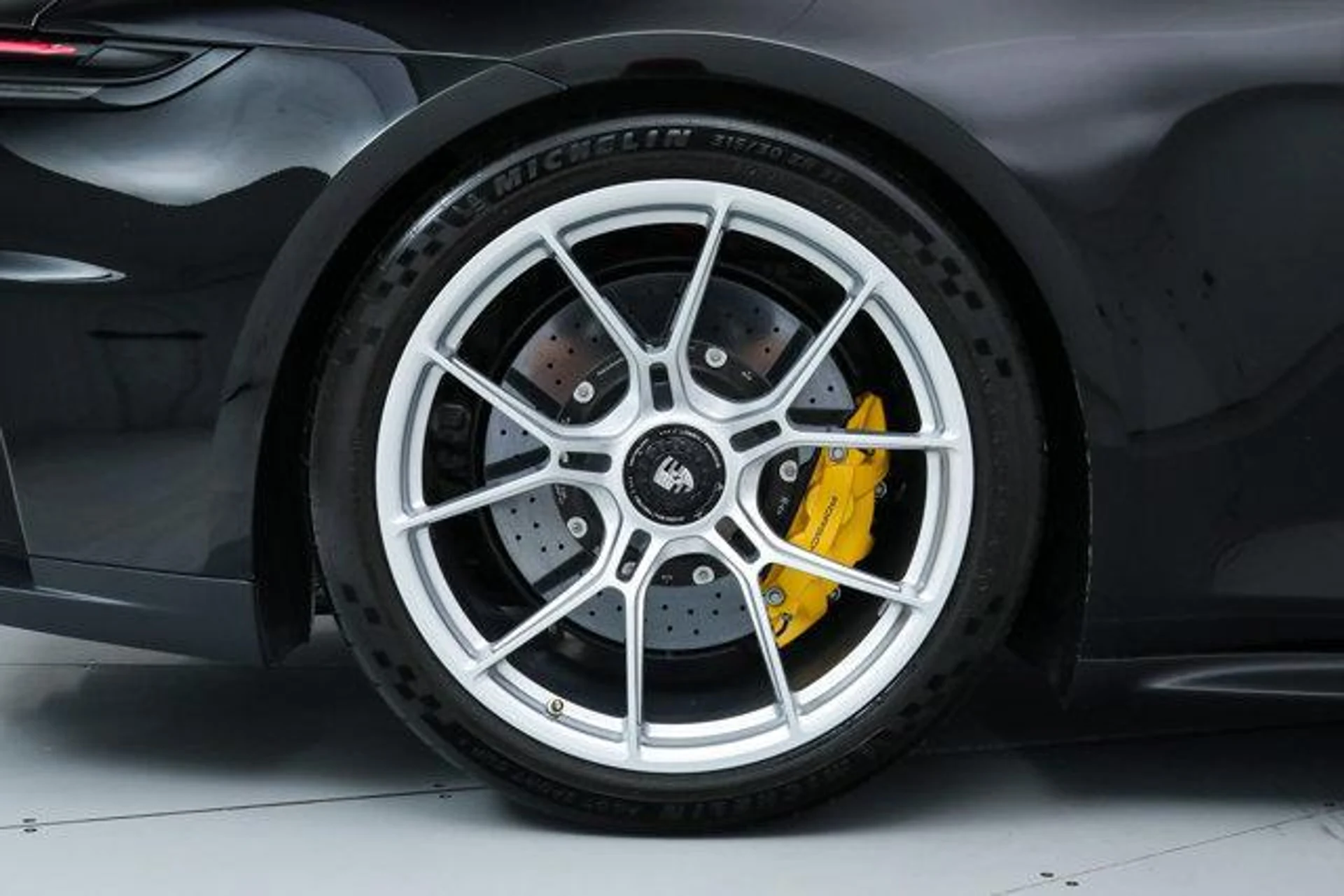 mph034_265569082_y78_ZYWW_Hcln2_YOO_1dkb_Mmhrez_BY_e0634dfabb