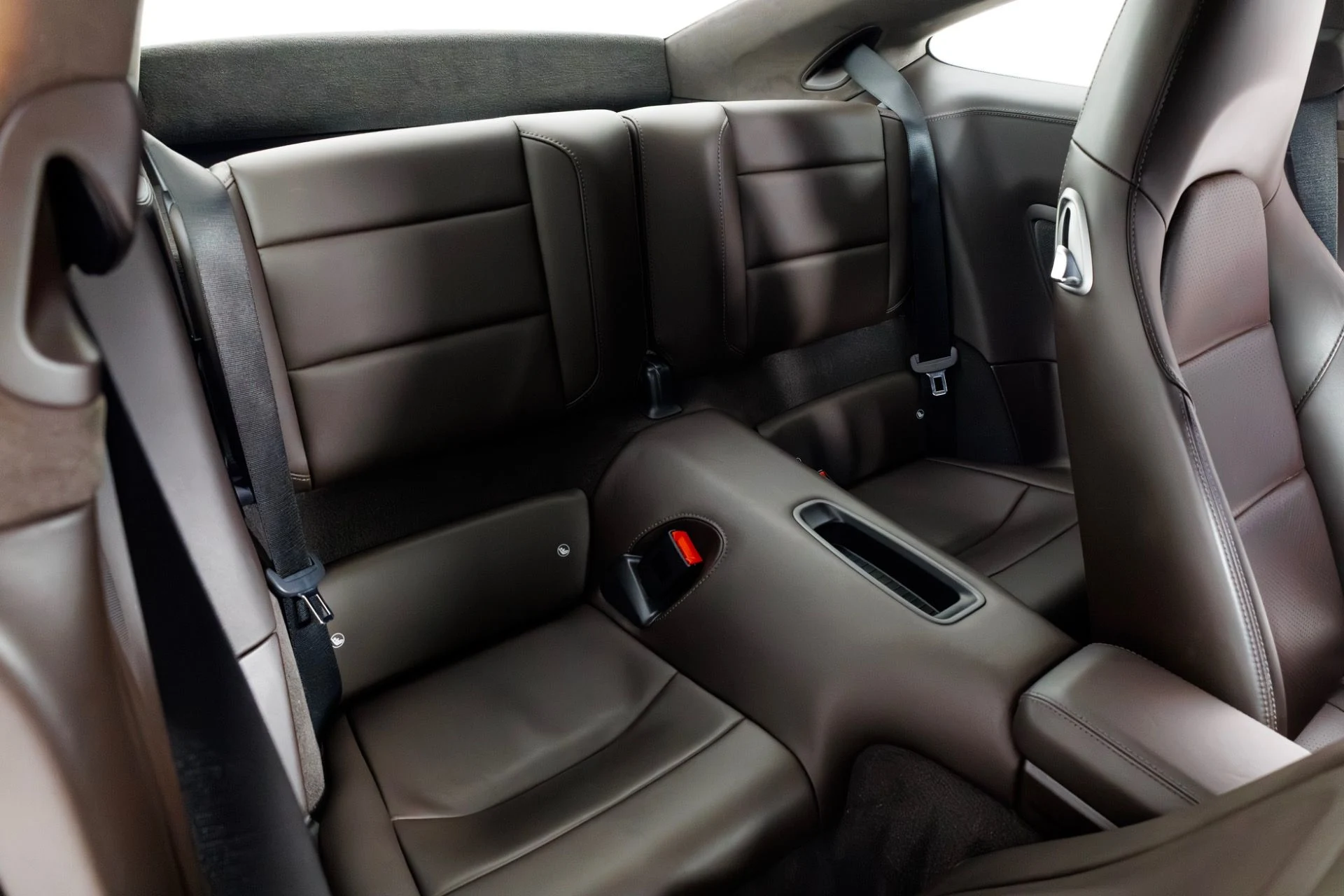 mph034_2663955429_Used_2019_Porsche_911_Carrera_1767051380_068f7b35b5