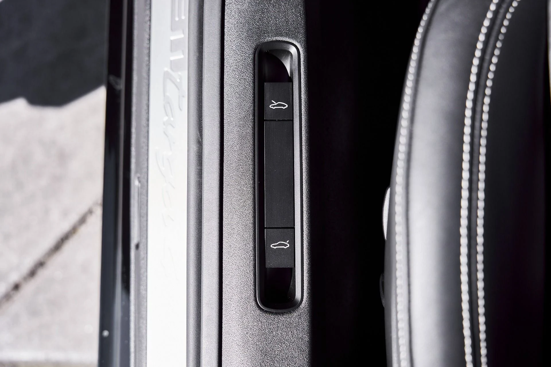 mph034_2685465016_Used_2026_Porsche_911_Targa_4_S_1772843245_df8bb742dc