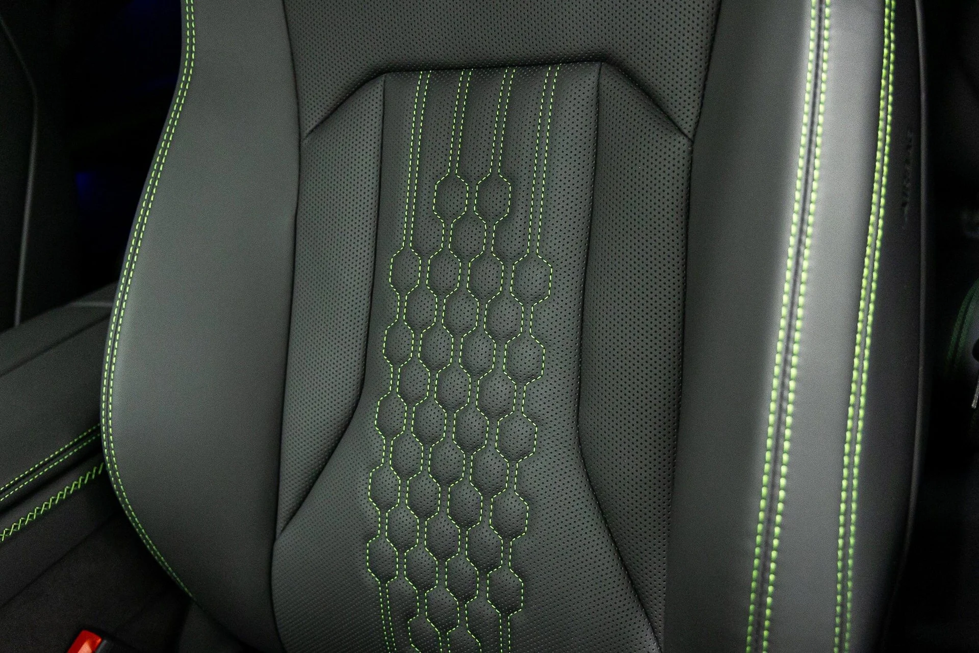 mph034_269356187_07dd3a1b2fc13e7565df99e938559468x_b24c63c067