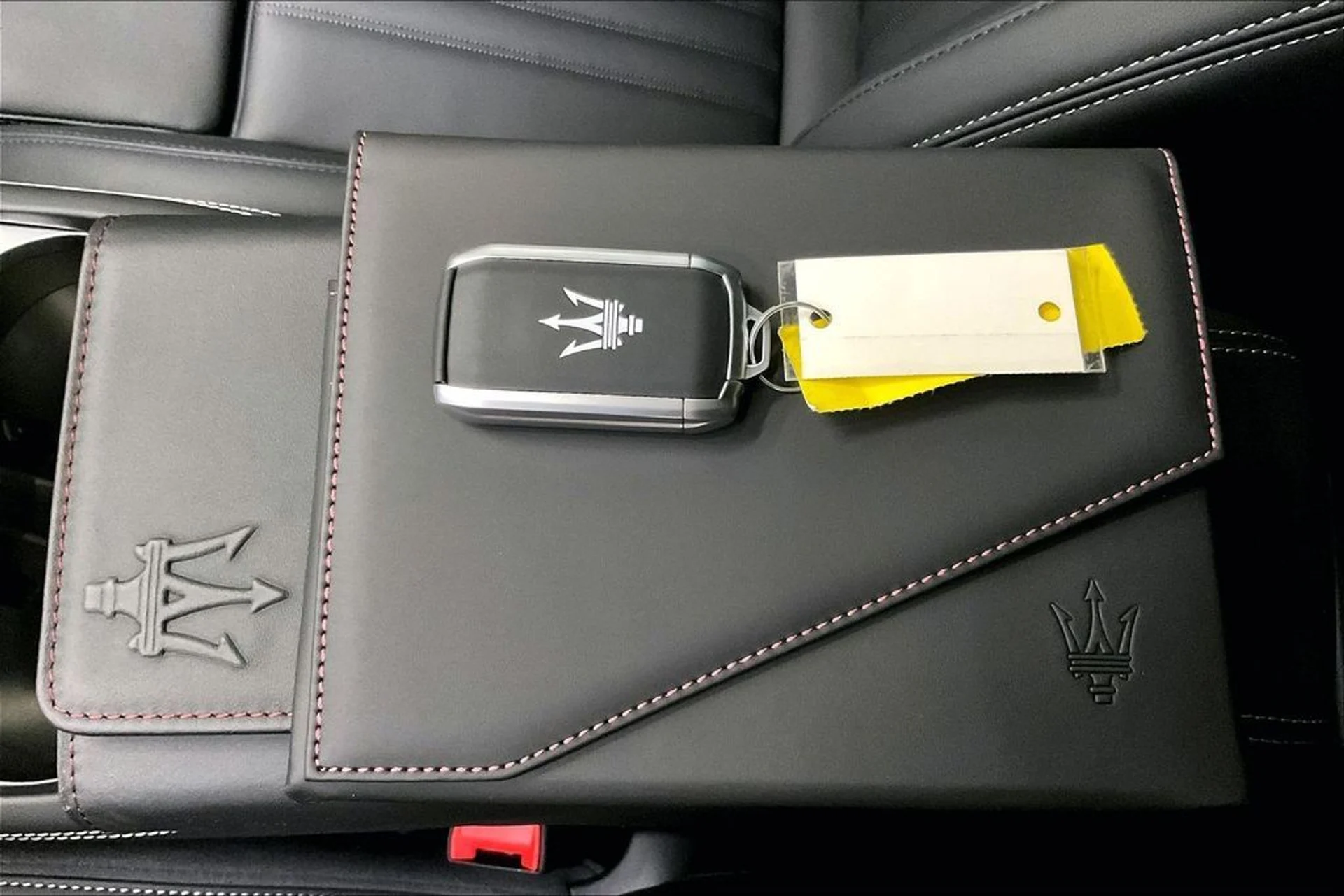 mph034_2706833587_d4189eefa427cbb3c0ca3cea355b3f12x_7d03020579