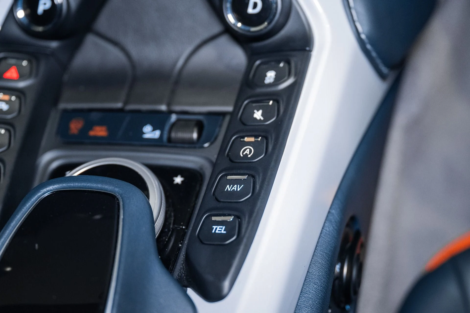 mph034_2708955037_Used_2019_Aston_Martin_Vantage_1790176598_355ee24c14