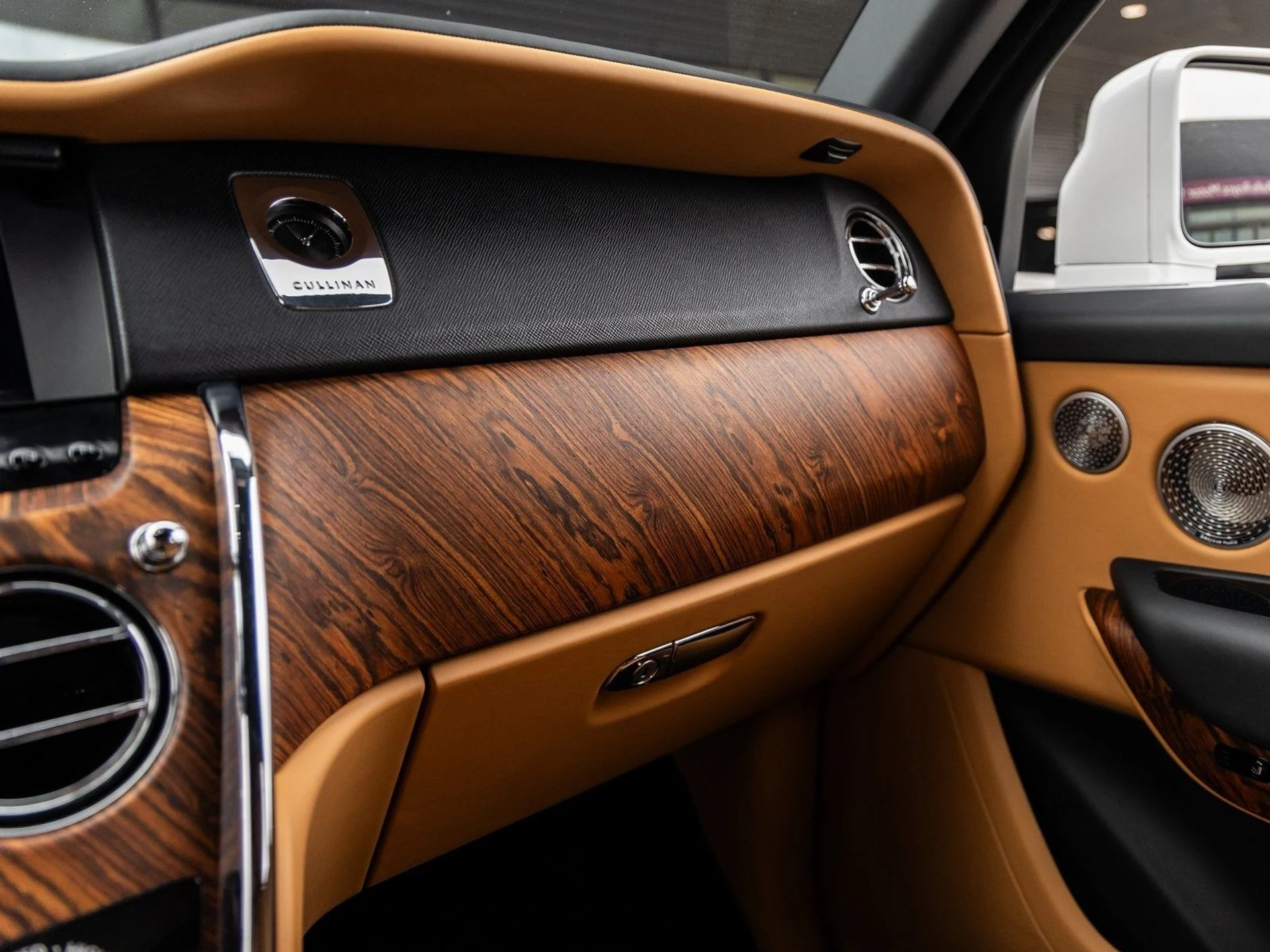 mph034_2712158293_35_5f576bf212