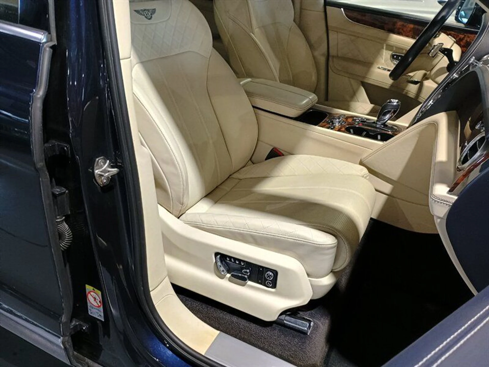 mph034_275227715_9799427272_800_44521914fa