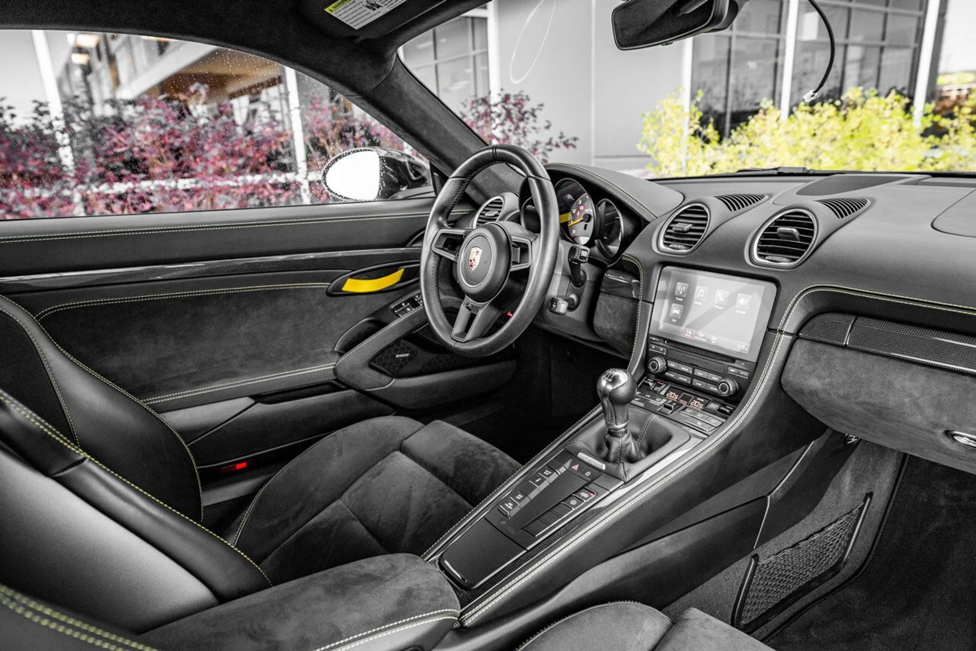 mph034_2752708043_porsche_718_cayman_2020_c2f14b7060