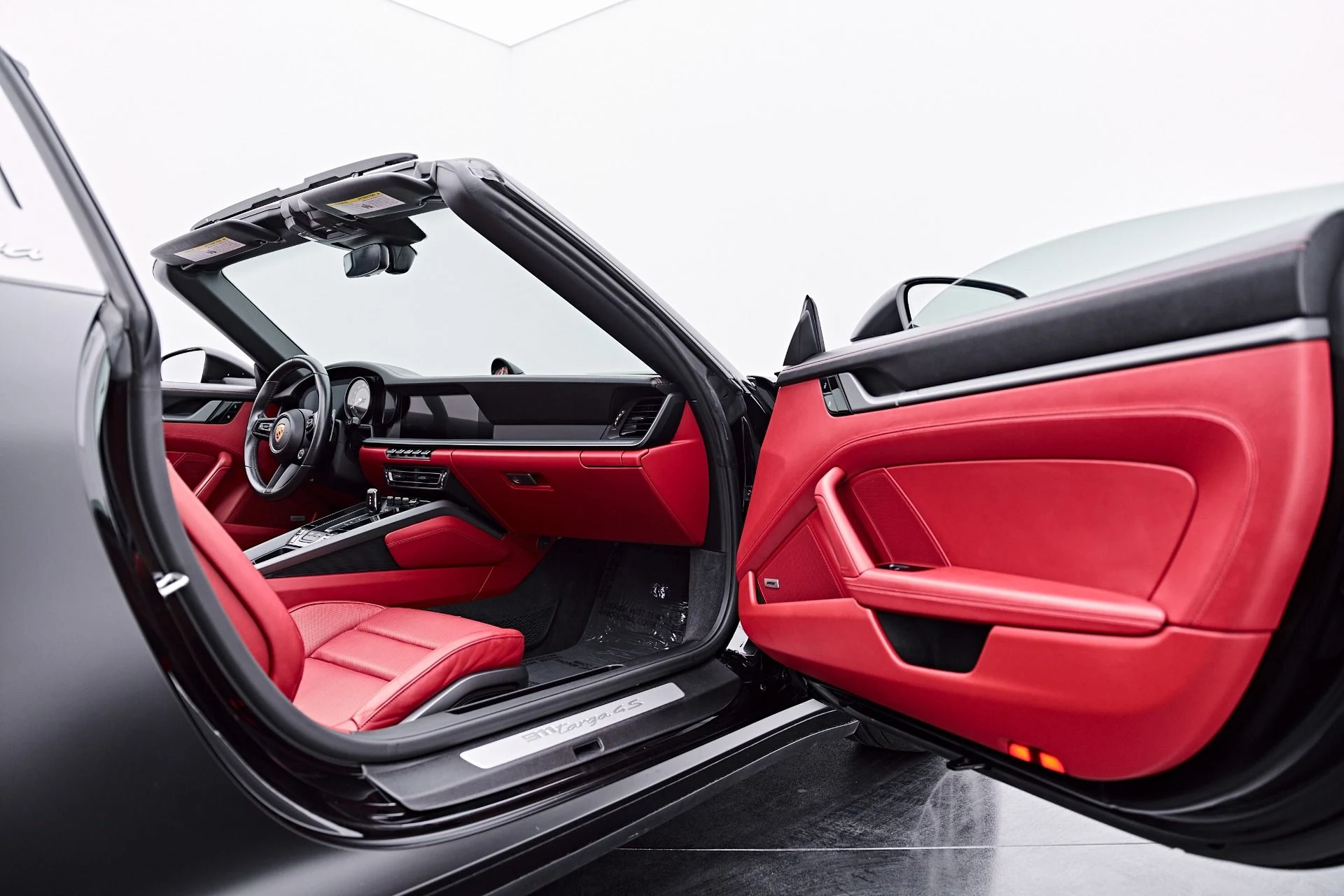 mph034_2762820285_Used_2021_Porsche_911_Targa_4_S_1786672015_3b14df3362