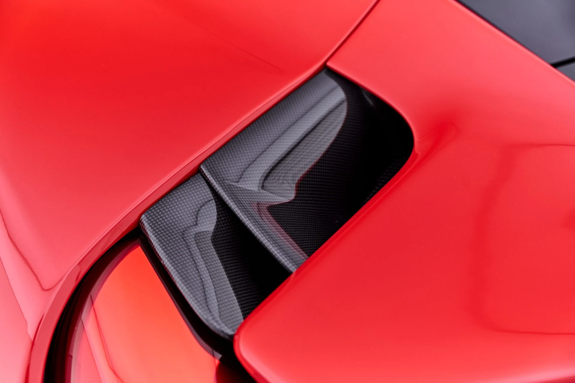 mph034_2770816850_Used_2020_Ferrari_488_Pista_1783794360_e8d970041a