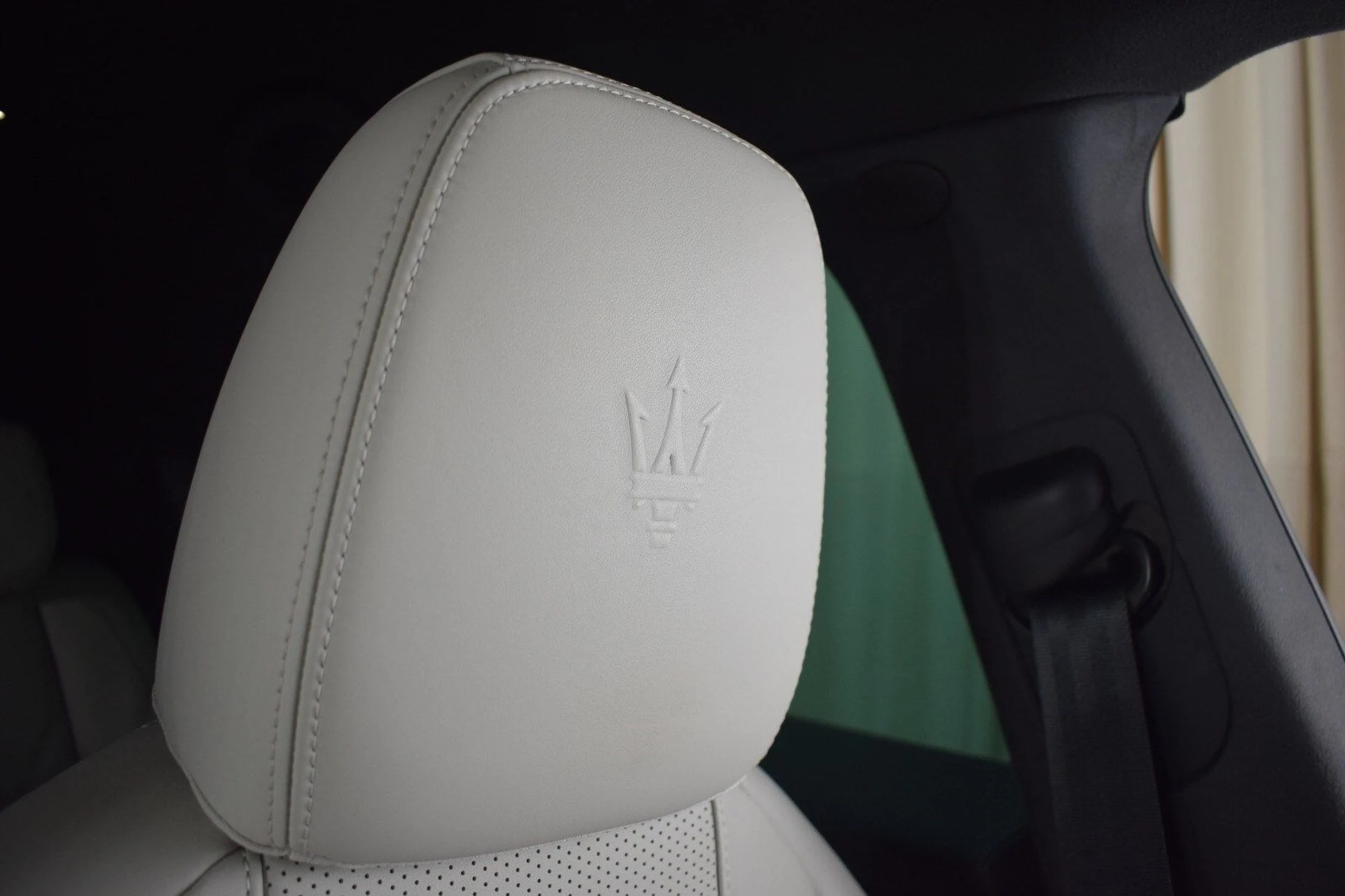 mph034_2776281125_df36d5e0a23b8531edd7abf9505bc4b5x_d9ce7a848b