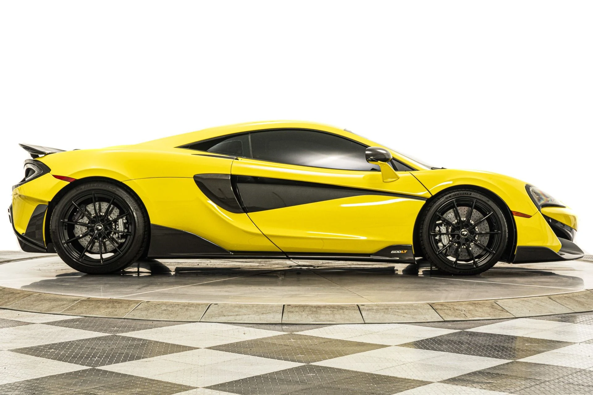 mph034_2784666008_Used_2019_Mc_Laren_600_LT_Rare_Sicilian_Yellow_Low_Miles_1778880082_f2f8c3b3b8