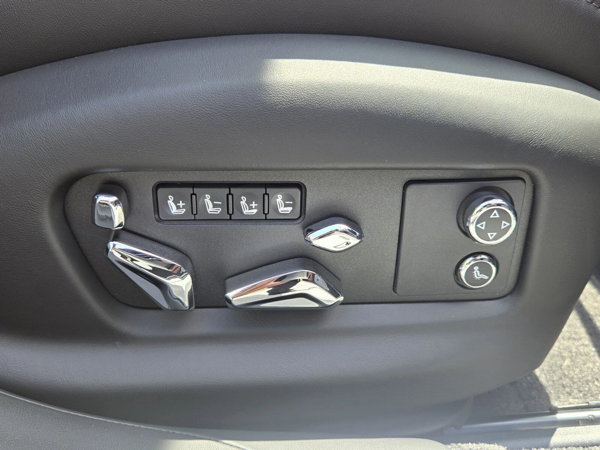 mph034_2785293584_98bb1717b9f5bc53e05fed9862f8ab42x_c05e962ace