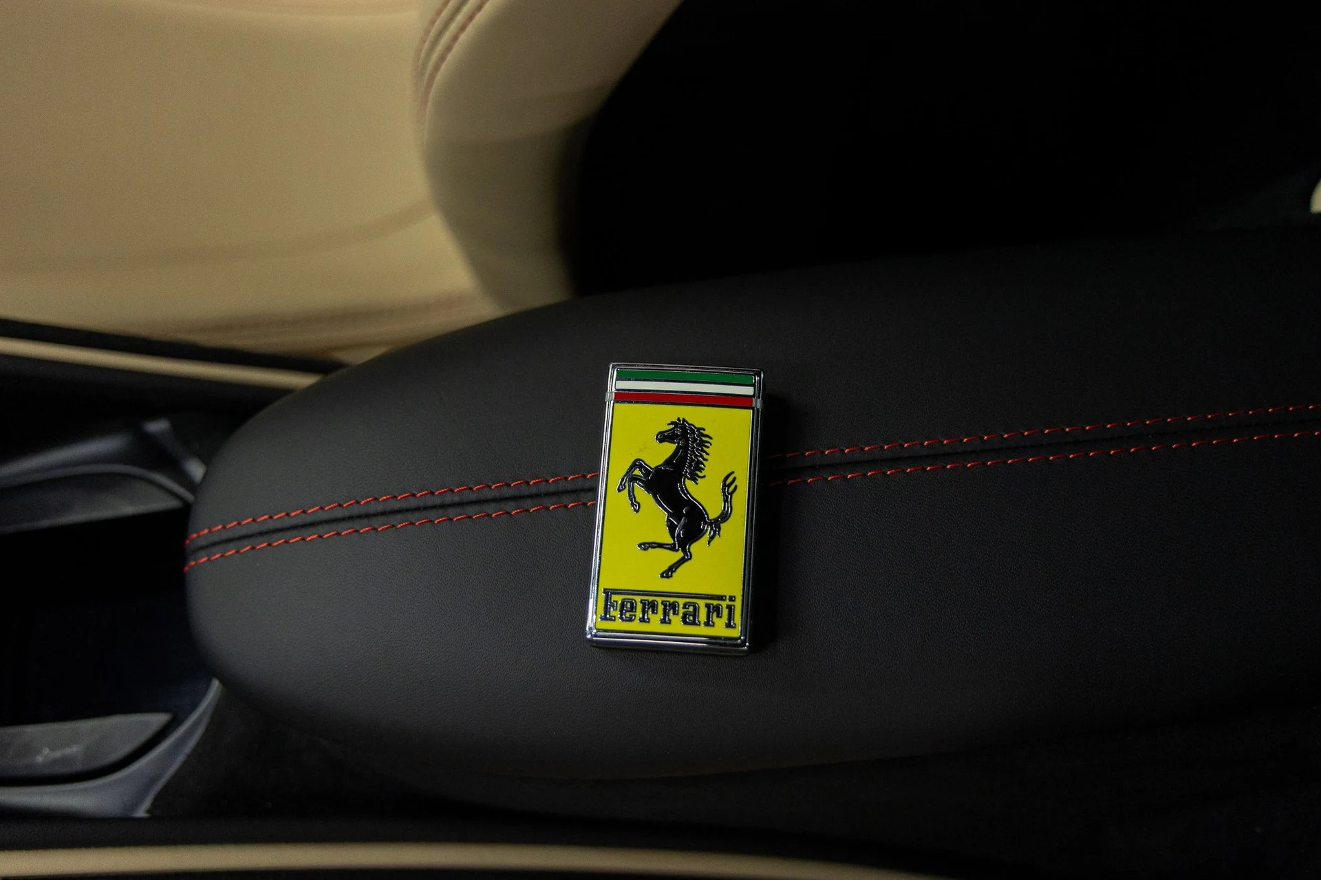 mph034_2786770735_273b4ea4e7320b36910a99f61d1ac640x_15842269c8