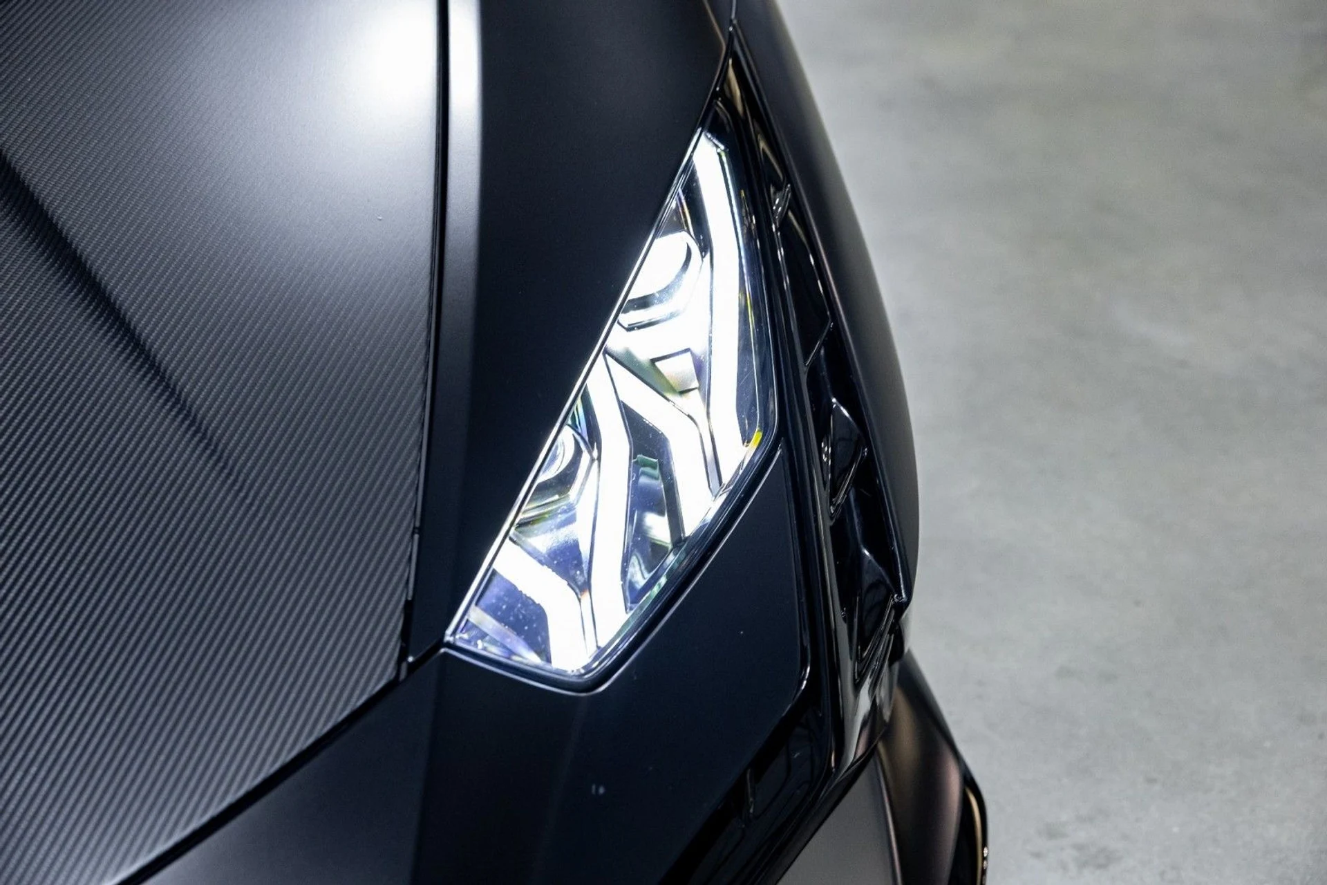 mph034_2788241851_a_Q_654f1c065c