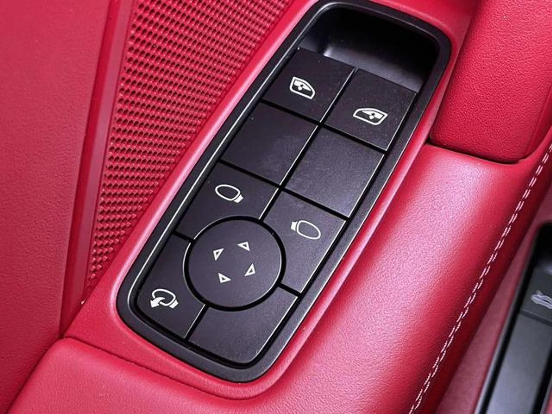 mph034_2795329325_Q_Nj_R31_Ql_WV_4hn_ZJ_Ao_B9_Hxow_Hh_AY_a17232cc1e