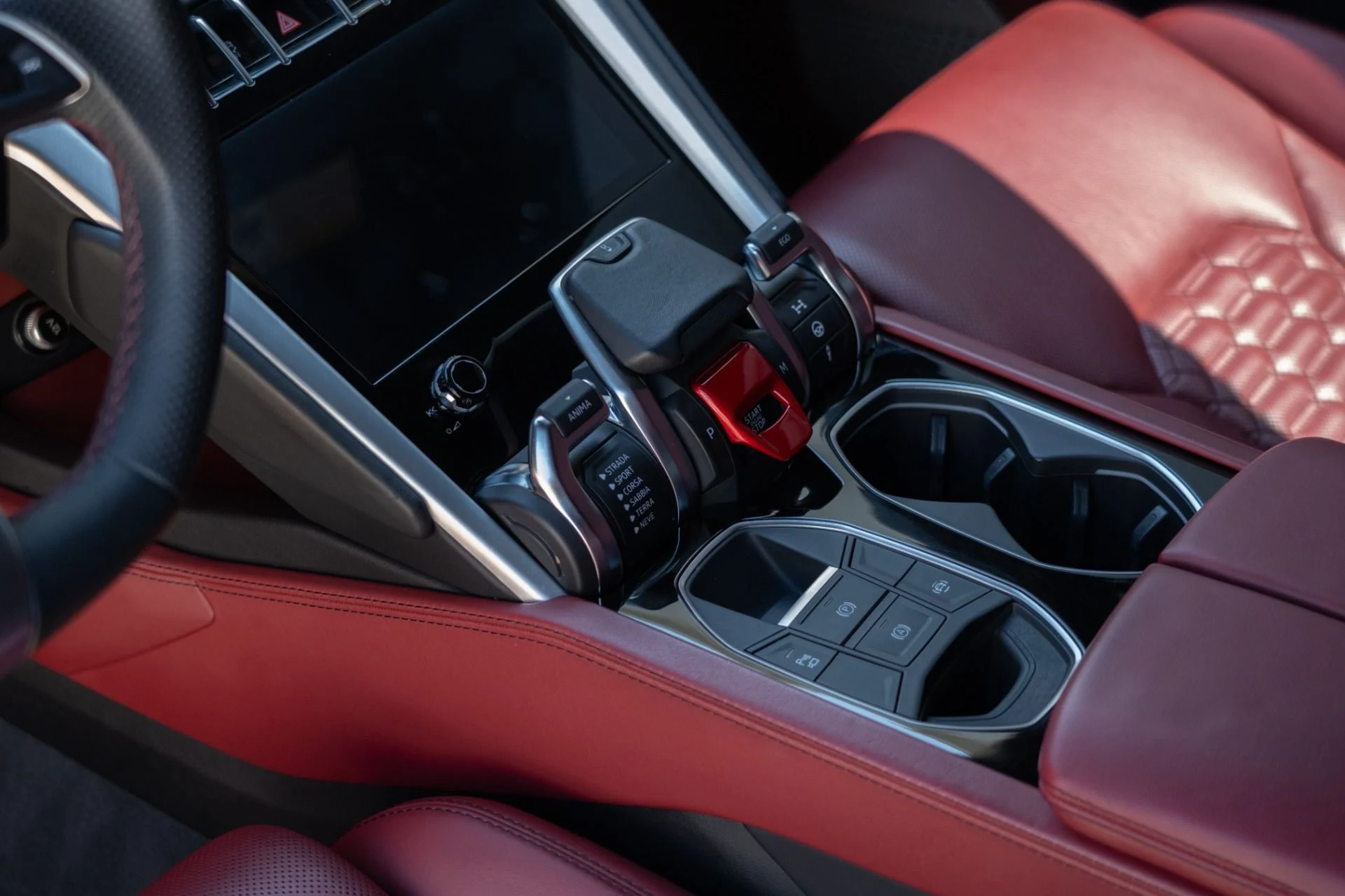 mph034_2808649237_Used_2019_Lamborghini_Urus_1755558842_94c7f242d9