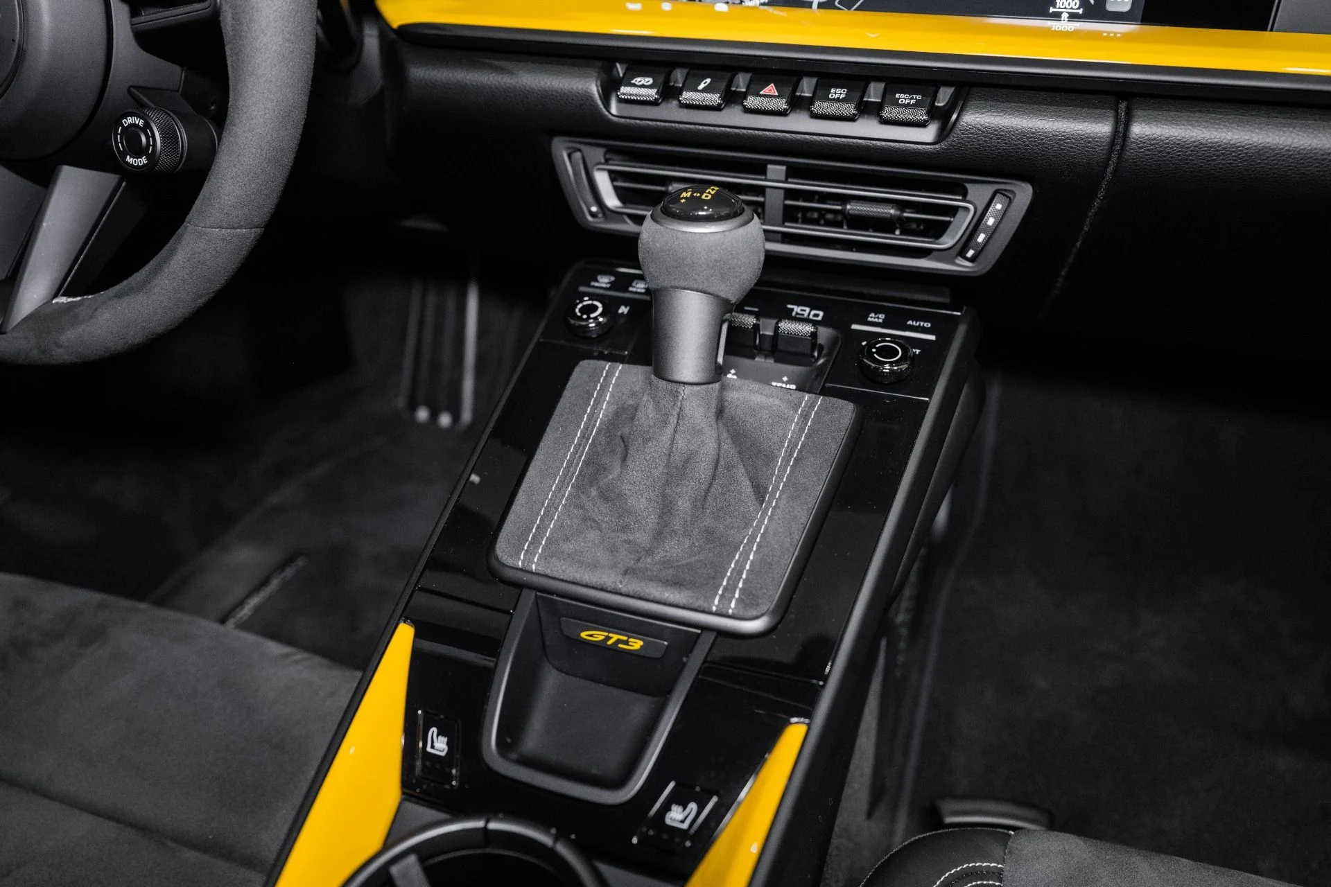 mph034_2812873207_Used_2022_Porsche_911_GT_3_1764089810_5254d48a3b