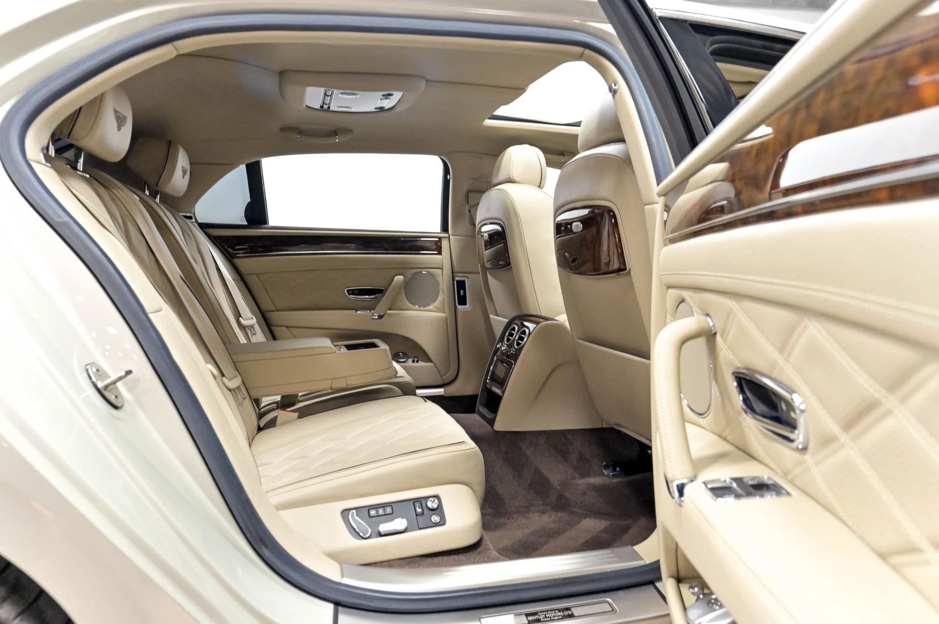 mph034_2820658491_Used_2015_Bentley_Flying_Spur_W12_1784214578_7a982c0a84