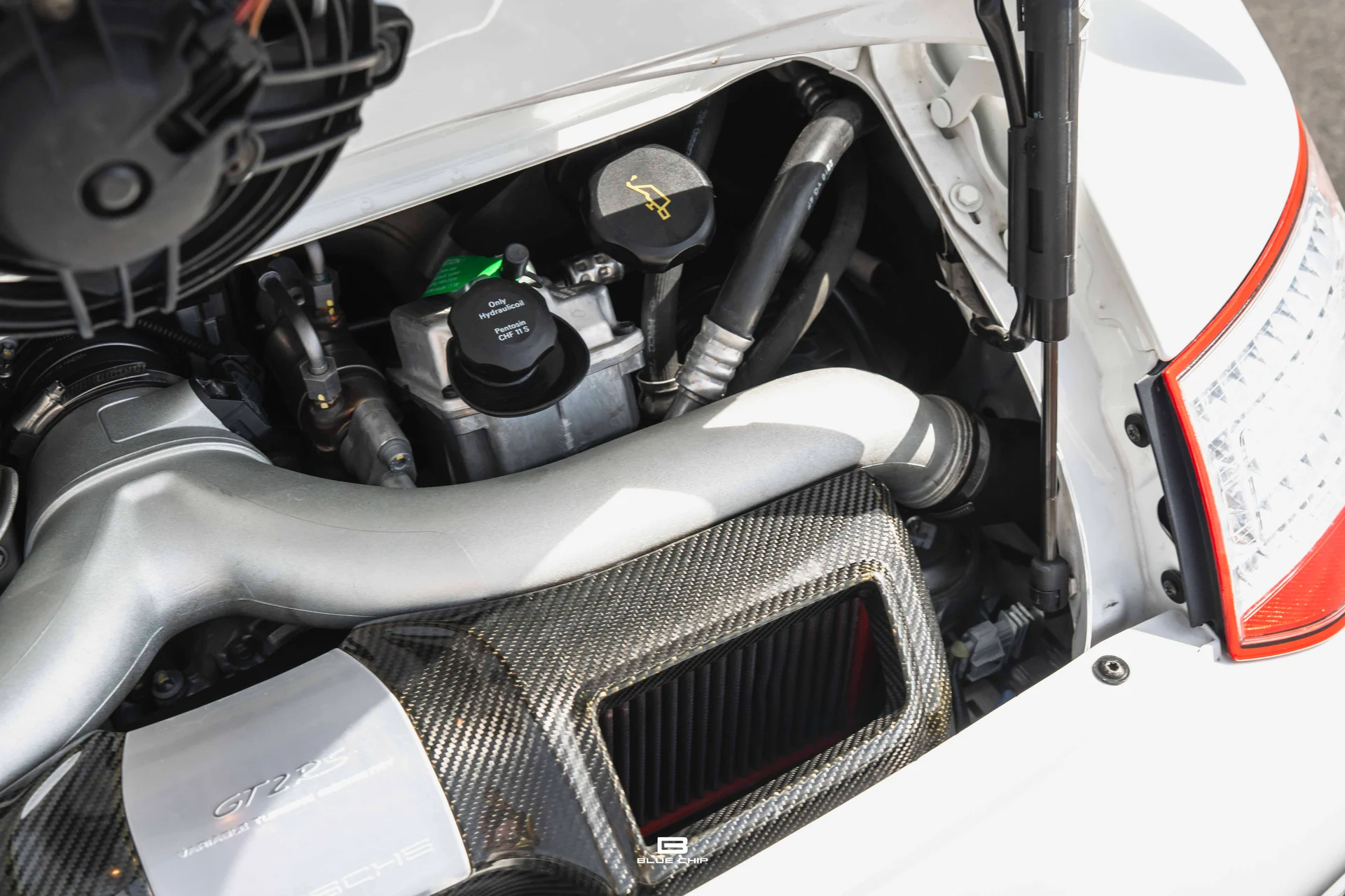 mph034_2828929247_6a346710caa0f83b35f64301_2011_Porsche_GT_2_RS_34_ed073390a9
