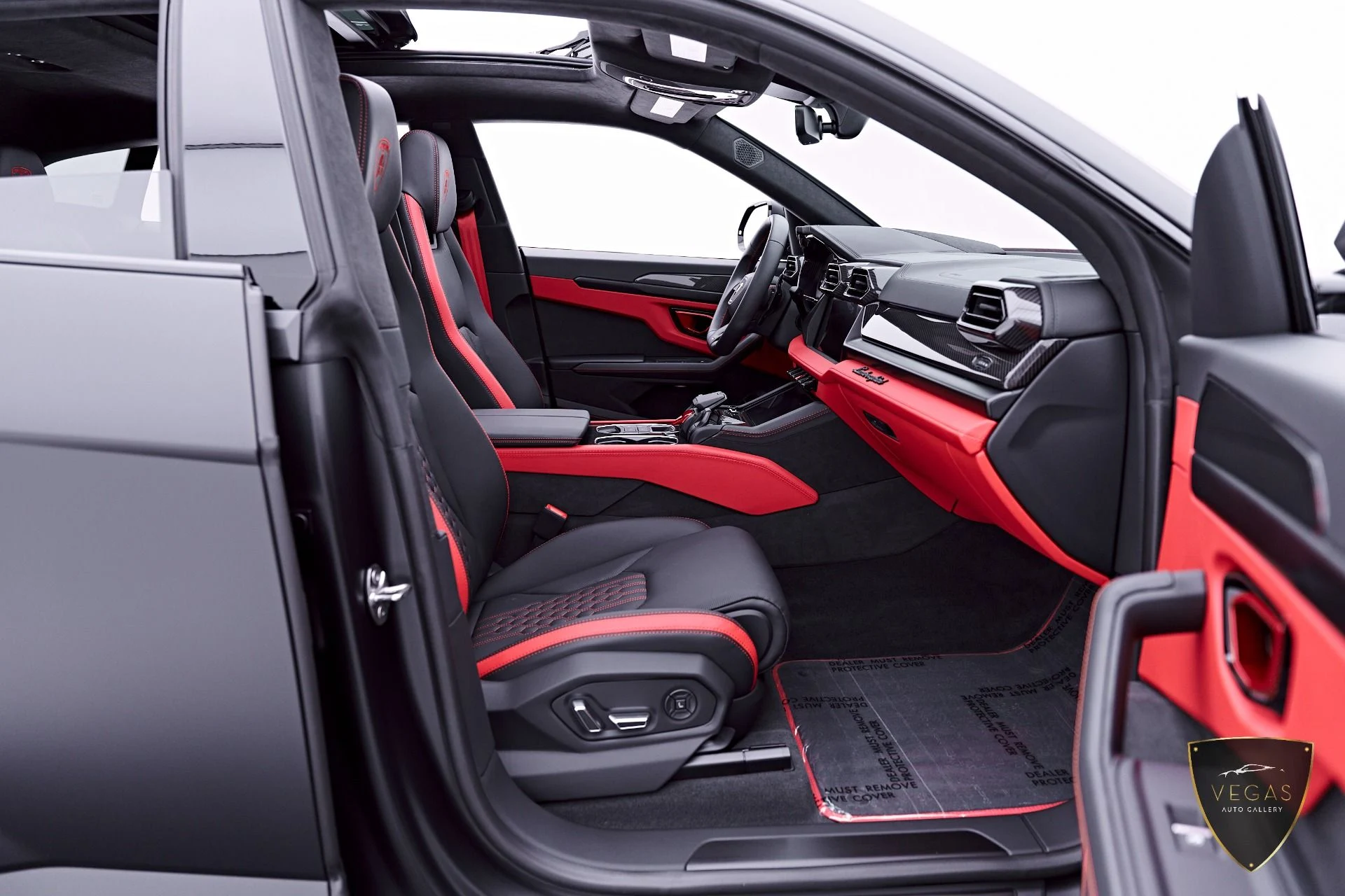 mph034_2835181212_Used_2026_Lamborghini_Urus_SE_1782163554_26c5de52e8