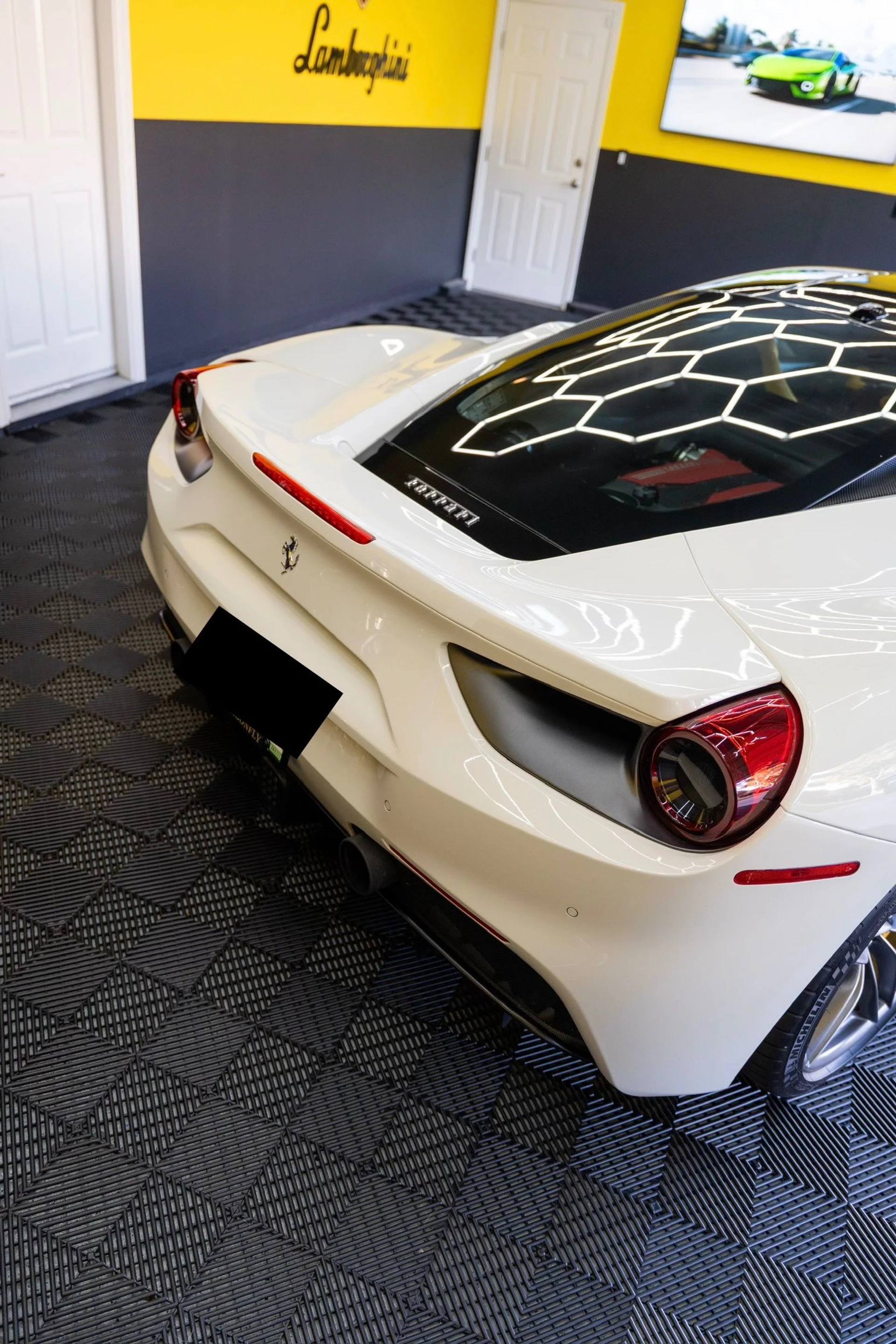 mph034_2836343798_Used_2016_Ferrari_488_GTB_1792442260_2c8f864383
