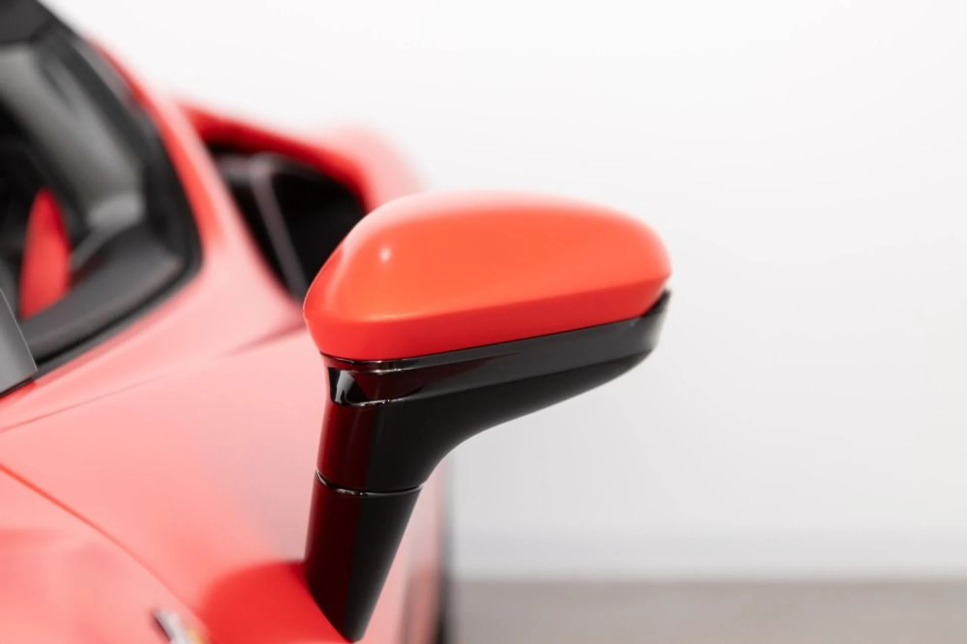 mph034_2857681212_Used_2022_Ferrari_SF_90_Spider_3733687ba8