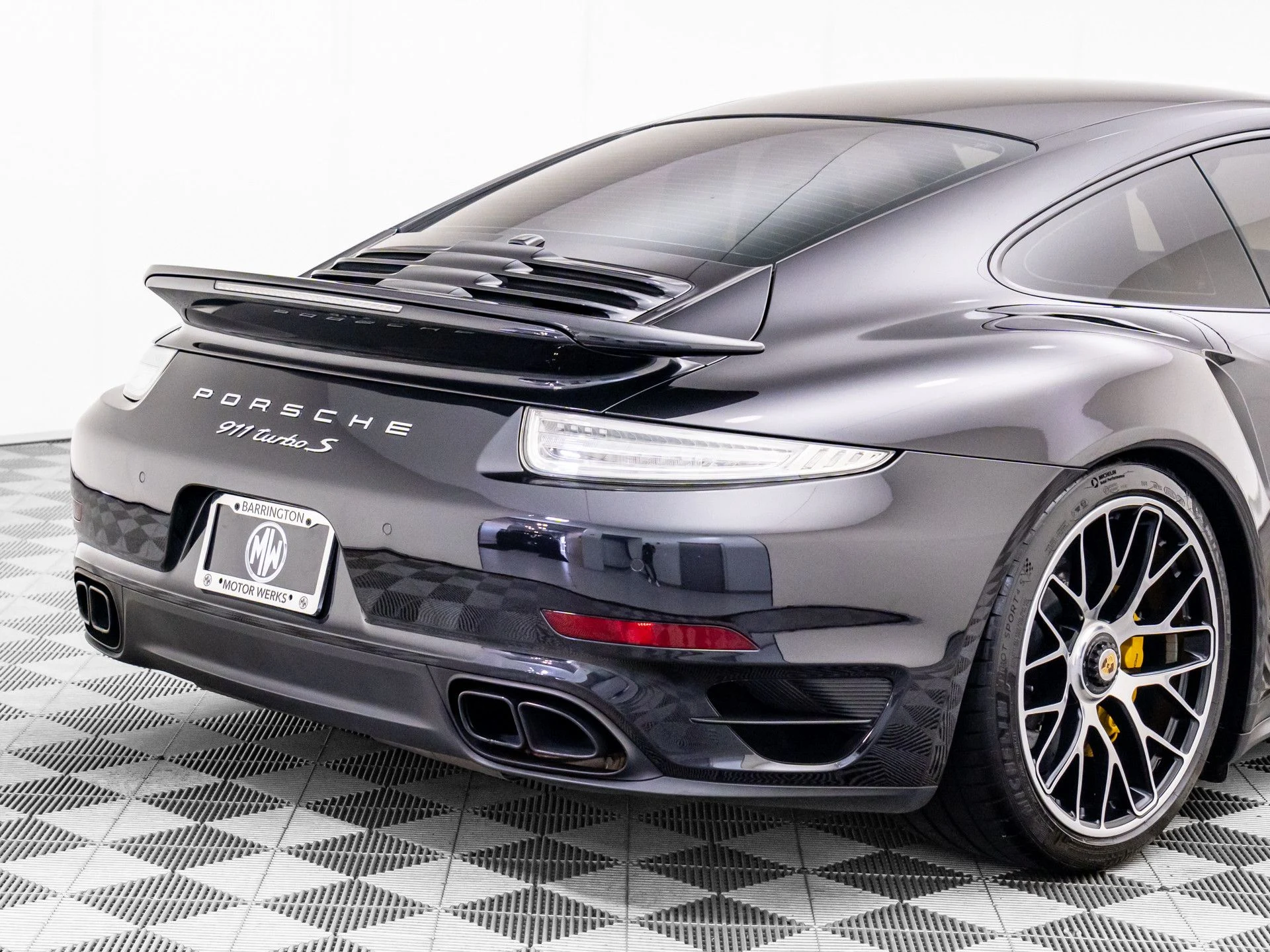 mph034_286459081_a153c23bb998c54c6c7aa01ae33c0791x_75845cae05