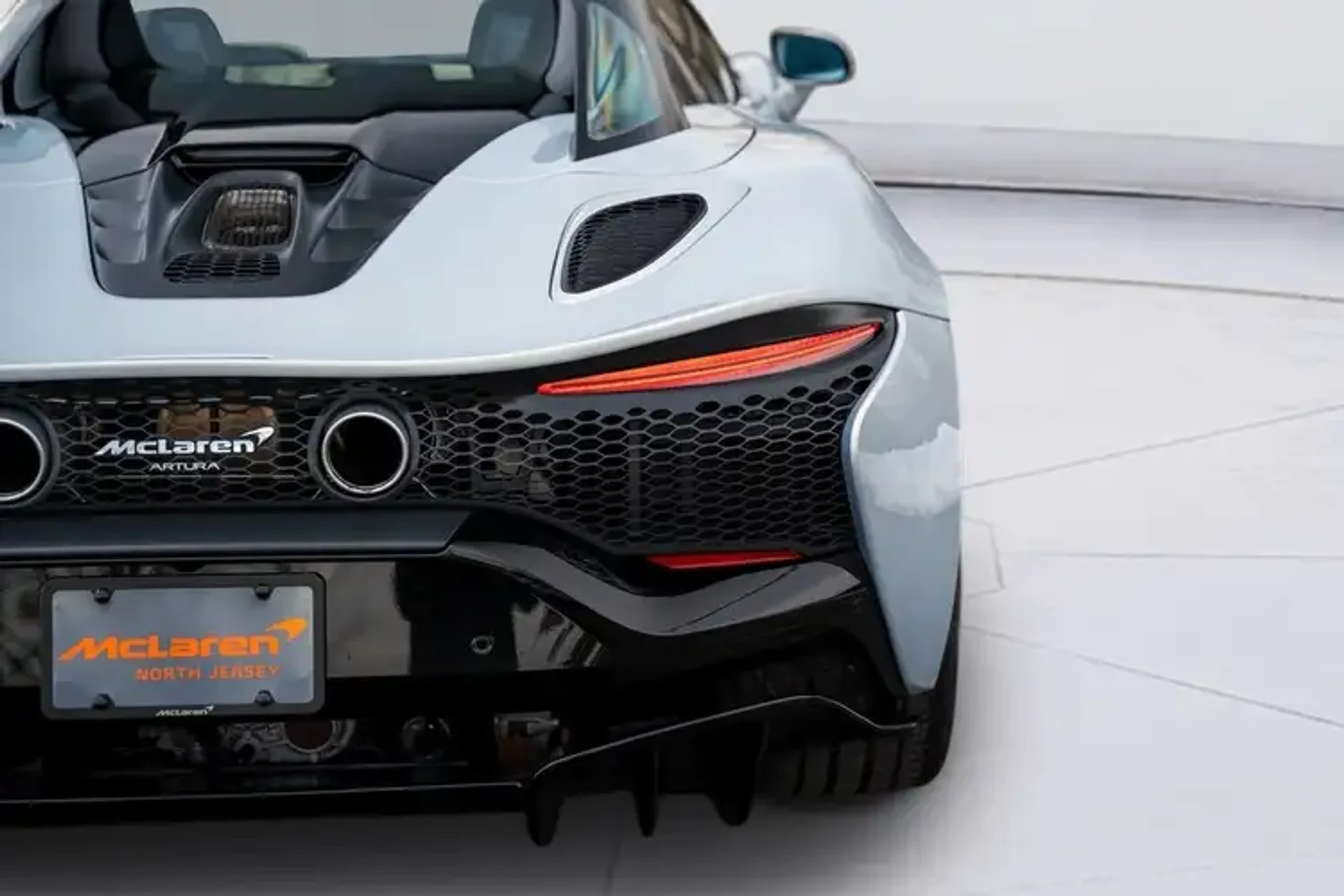 mph034_2873373534_Iyt2v3_Sn_Rzfo_Zc_LD_med_45b19c2a7e