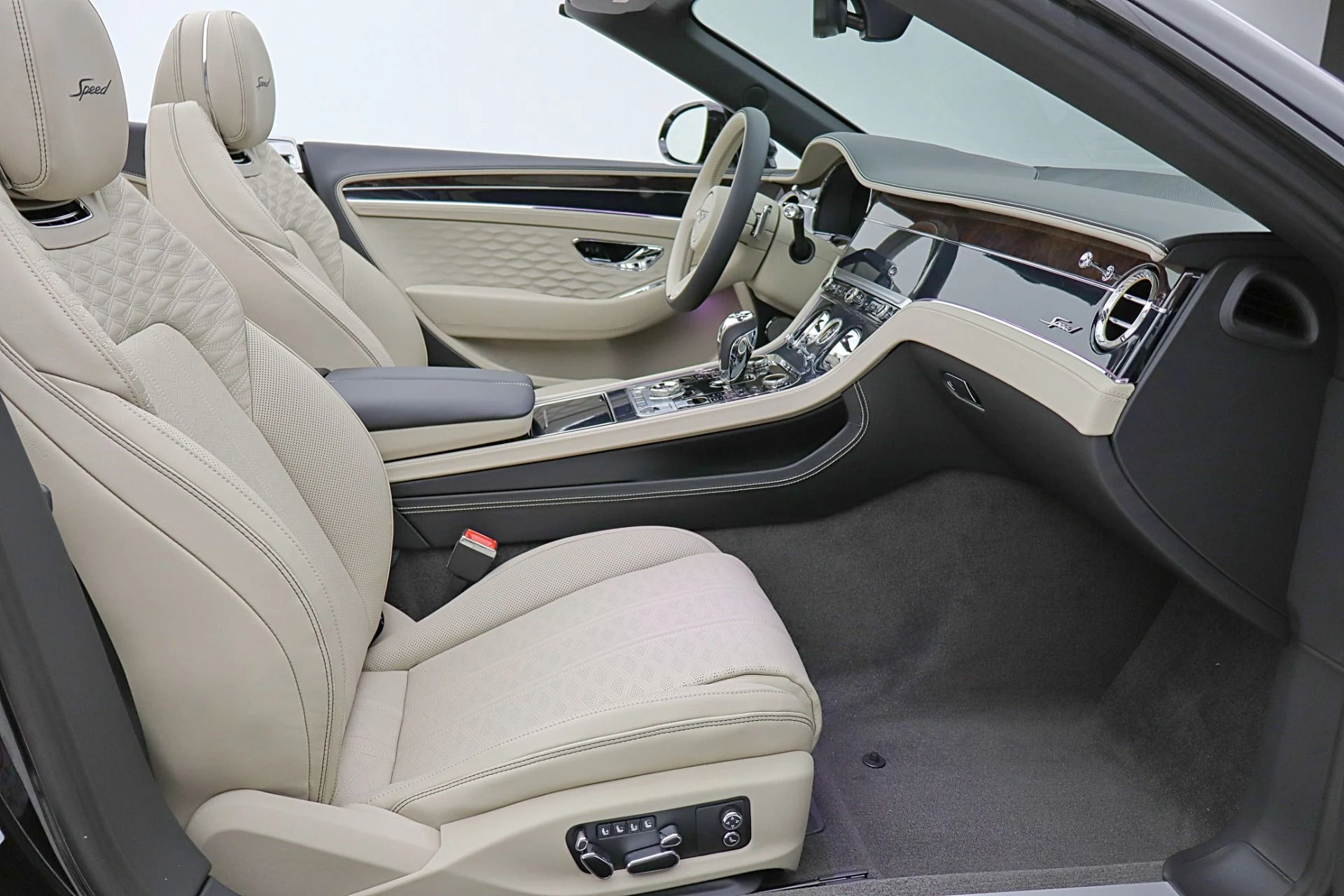 mph034_2883283882_New_2026_Bentley_Continental_GTC_Speed_b15d20473b