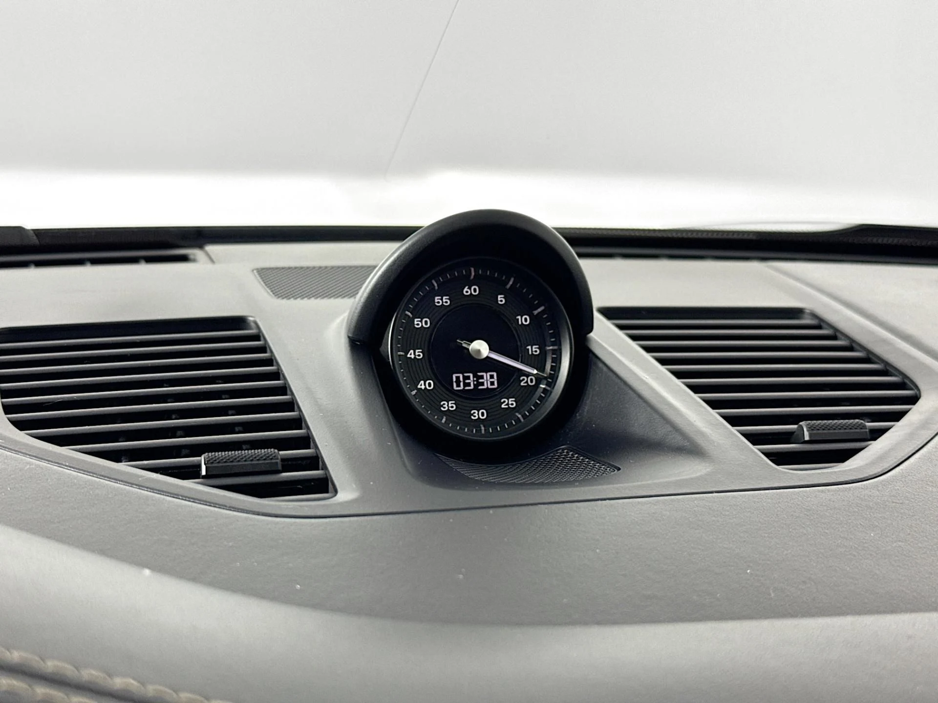 mph034_2888933525_Used_2020_Porsche_911_Carrera_S_1782334155_112b3f5927