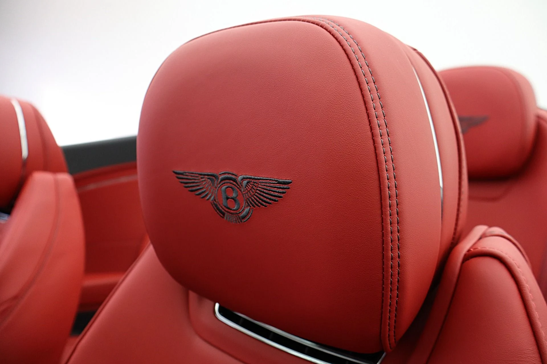 mph034_2889261641_Used_2026_Bentley_Continental_GTCLEASE_OPTIONS_AVAILABLE_7277f71b8c