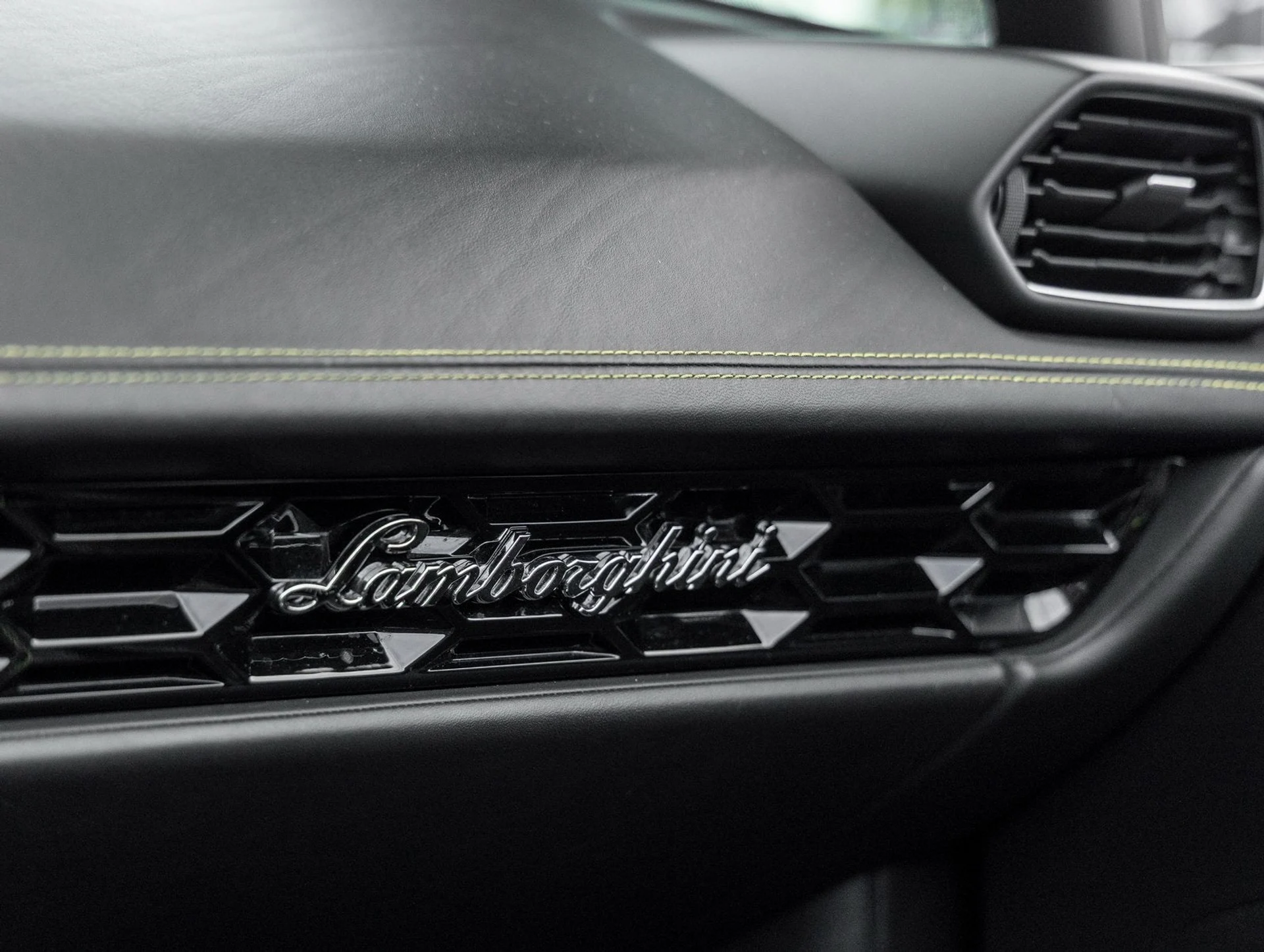 mph034_2899146761_35_e9ff2d9cde