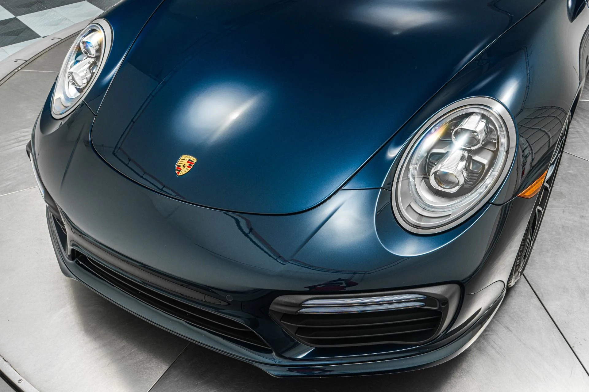 mph034_2902242996_Used_2019_Porsche_911_Turbo_Centerlock_Wheels_Sunroof_Carbon_Interior_Trim_1771016276_54b04e7696