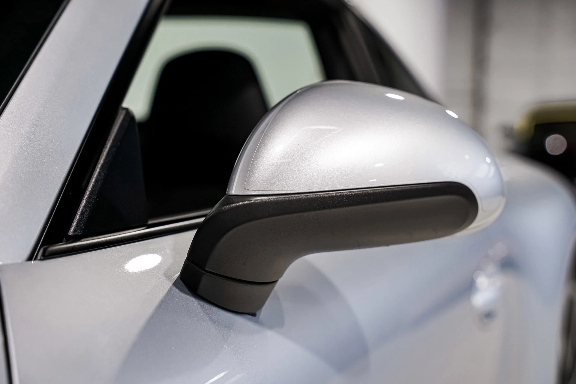 mph034_2902374513_53a0880ceee115a10d659f0d9def594ex_05f9419c63