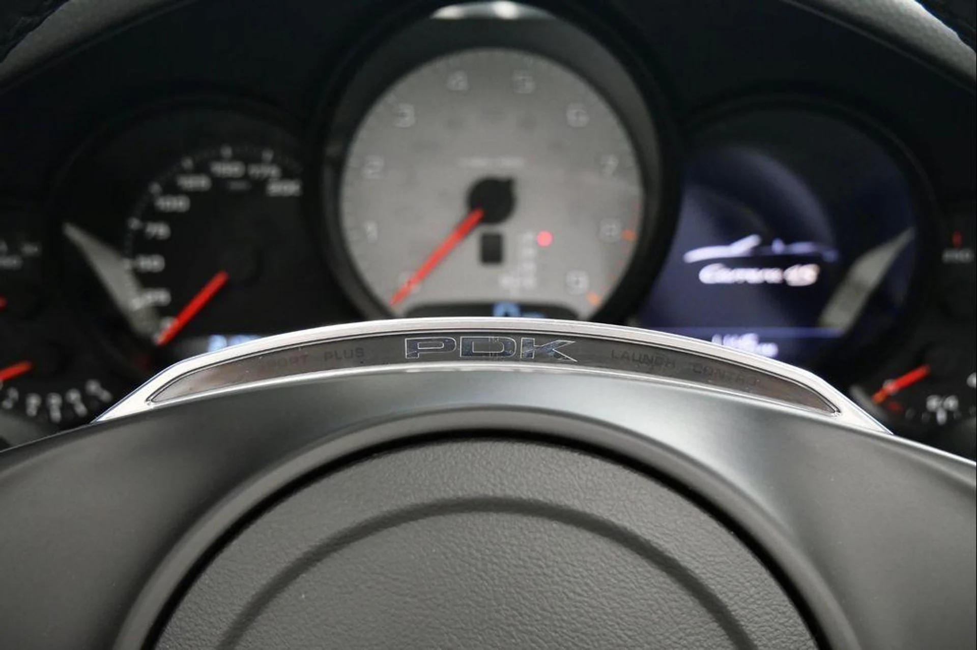 mph034_2910726801_a_D6_E_Mm_N_nima_Ll9v_XY_8bk0v3kg_A_6b84b99f85